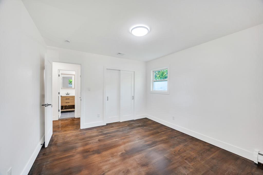 Single Family Gildare  Suffolk County, NY 11731, MLS-860289-17