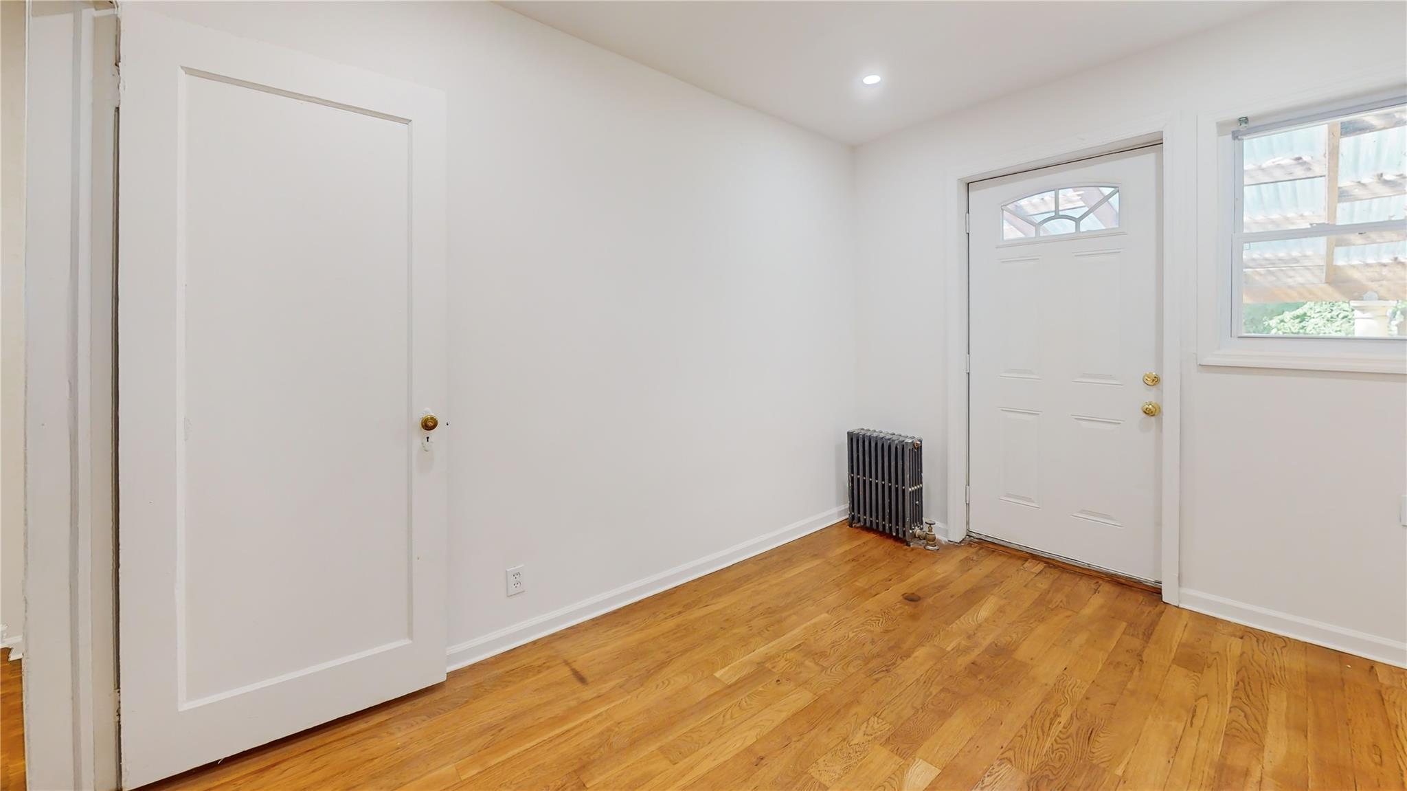 Single Family 54 Ave  Queens, NY 11378, MLS-860290-10