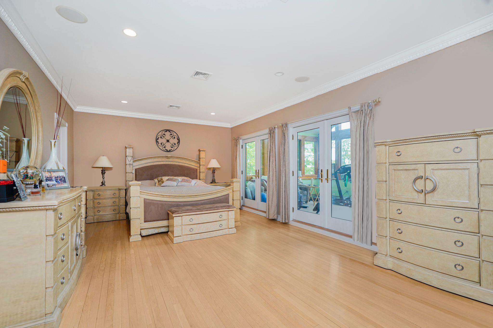 Single Family Diana  Staten Island, NY 10304, MLS-860295-25