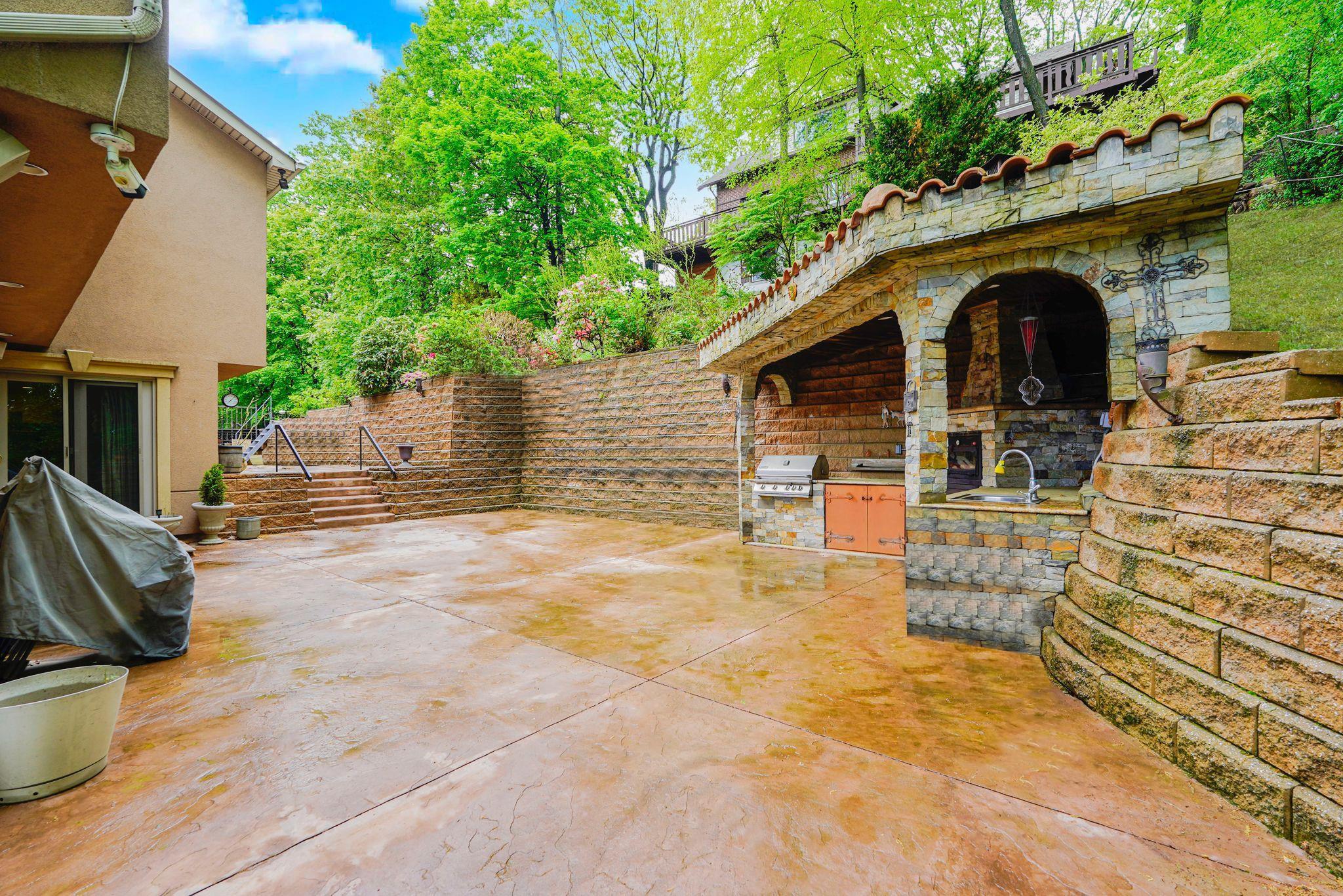 Single Family Diana  Staten Island, NY 10304, MLS-860295-37
