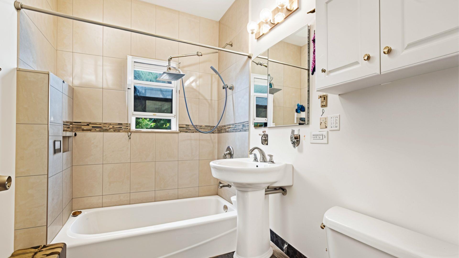 Single Family Mickle  Bronx, NY 10469, MLS-860304-14