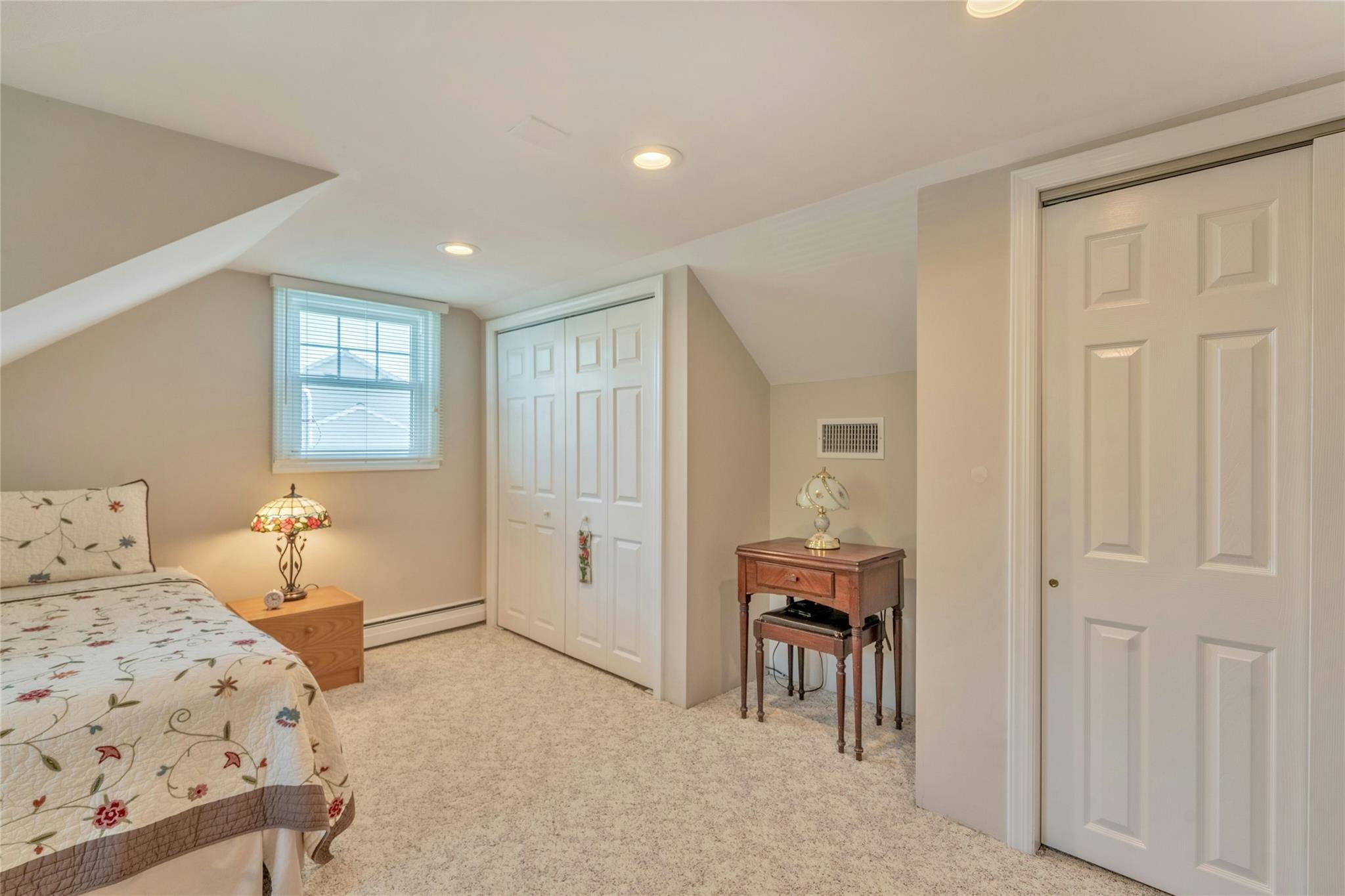 Single Family Argyle  Nassau County, NY 11758, MLS-860307-17