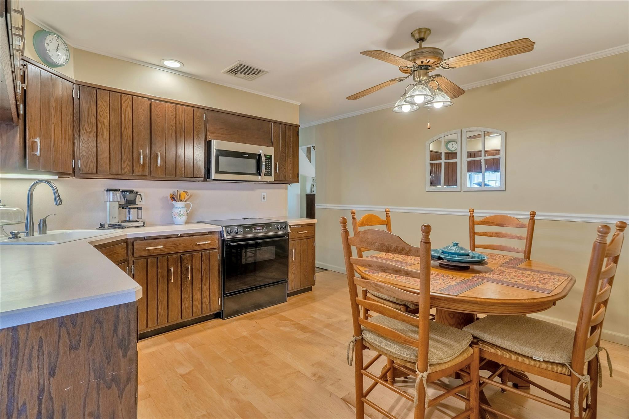 Single Family Argyle  Nassau County, NY 11758, MLS-860307-5