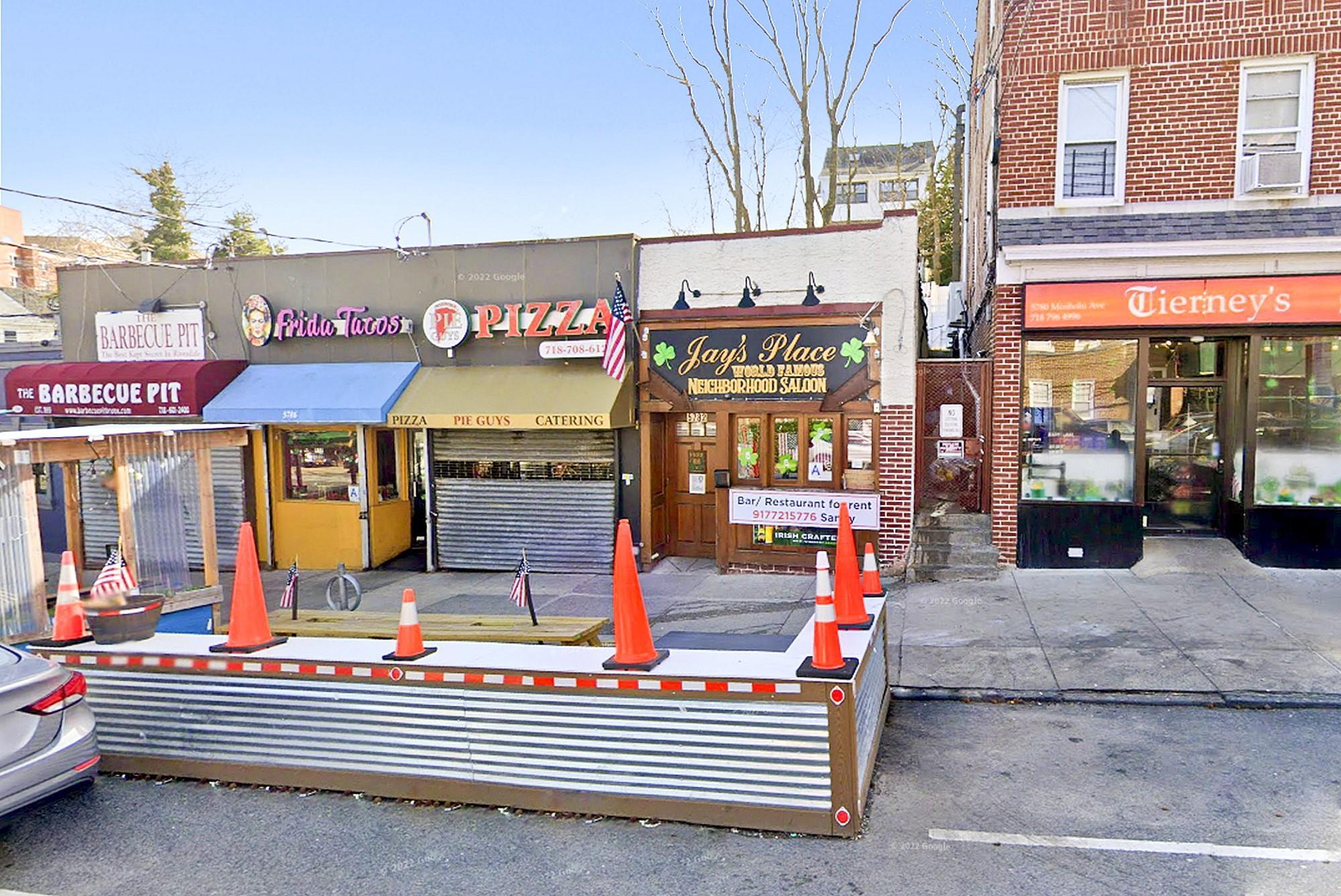 Single Family Valles  Bronx, NY 10471, MLS-860317-43