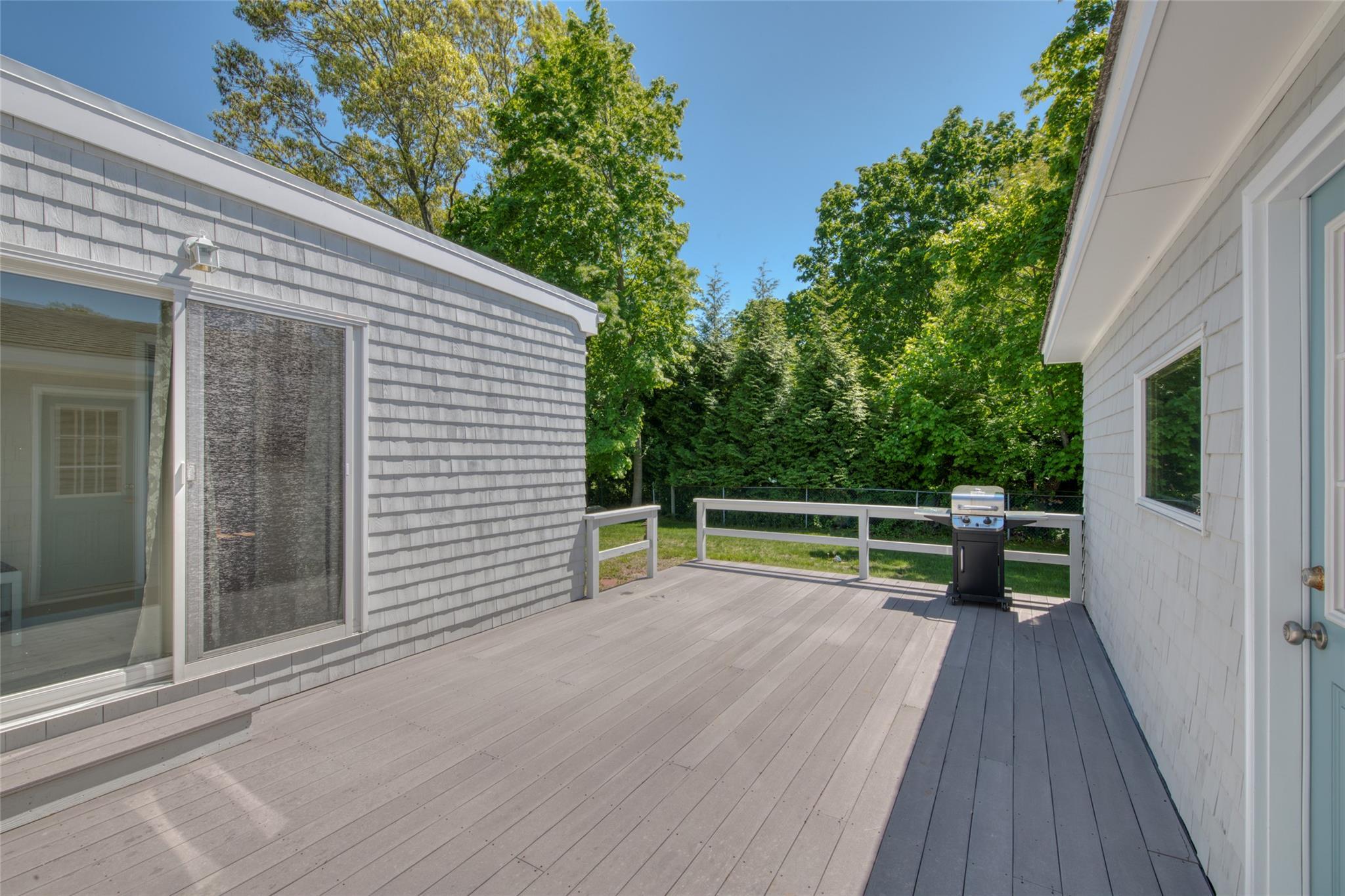 Single Family Bayberry  Suffolk County, NY 11963, MLS-860330-7