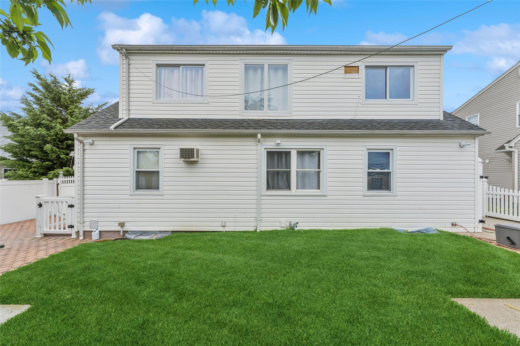 Single Family The Fenway  Nassau County, NY 11510, MLS-860345-30