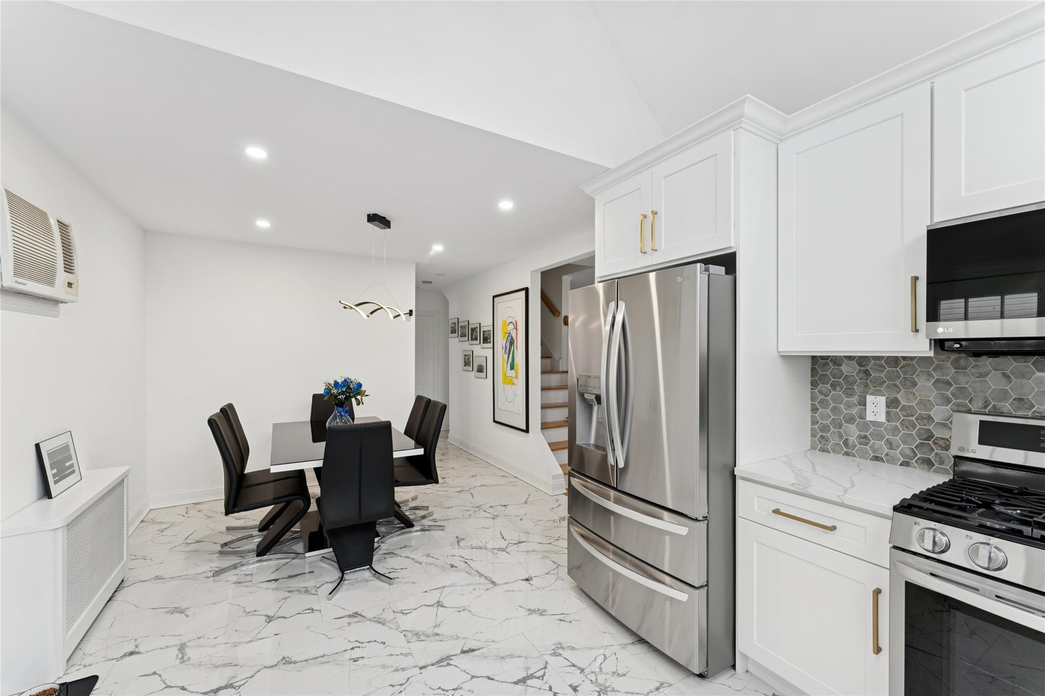 Single Family The Fenway  Nassau County, NY 11510, MLS-860345-6