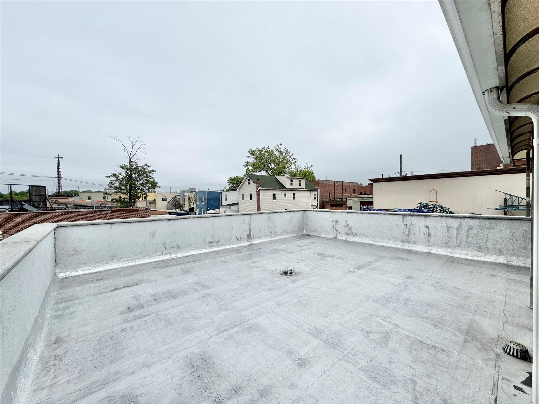 Single Family 69 St  Queens, NY 11377, MLS-860347-7