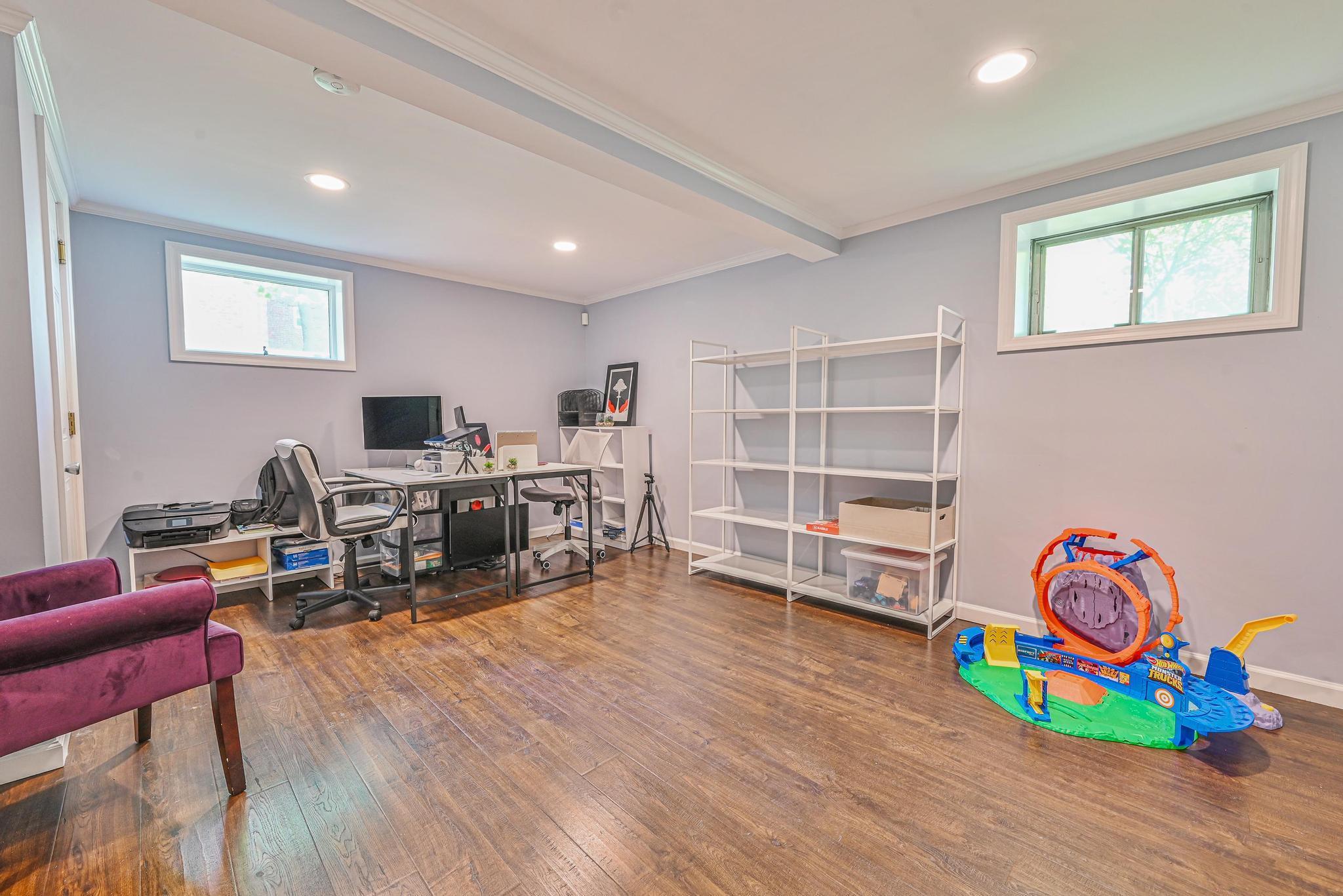 Single Family Boat  Nassau County, NY 11050, MLS-860348-21