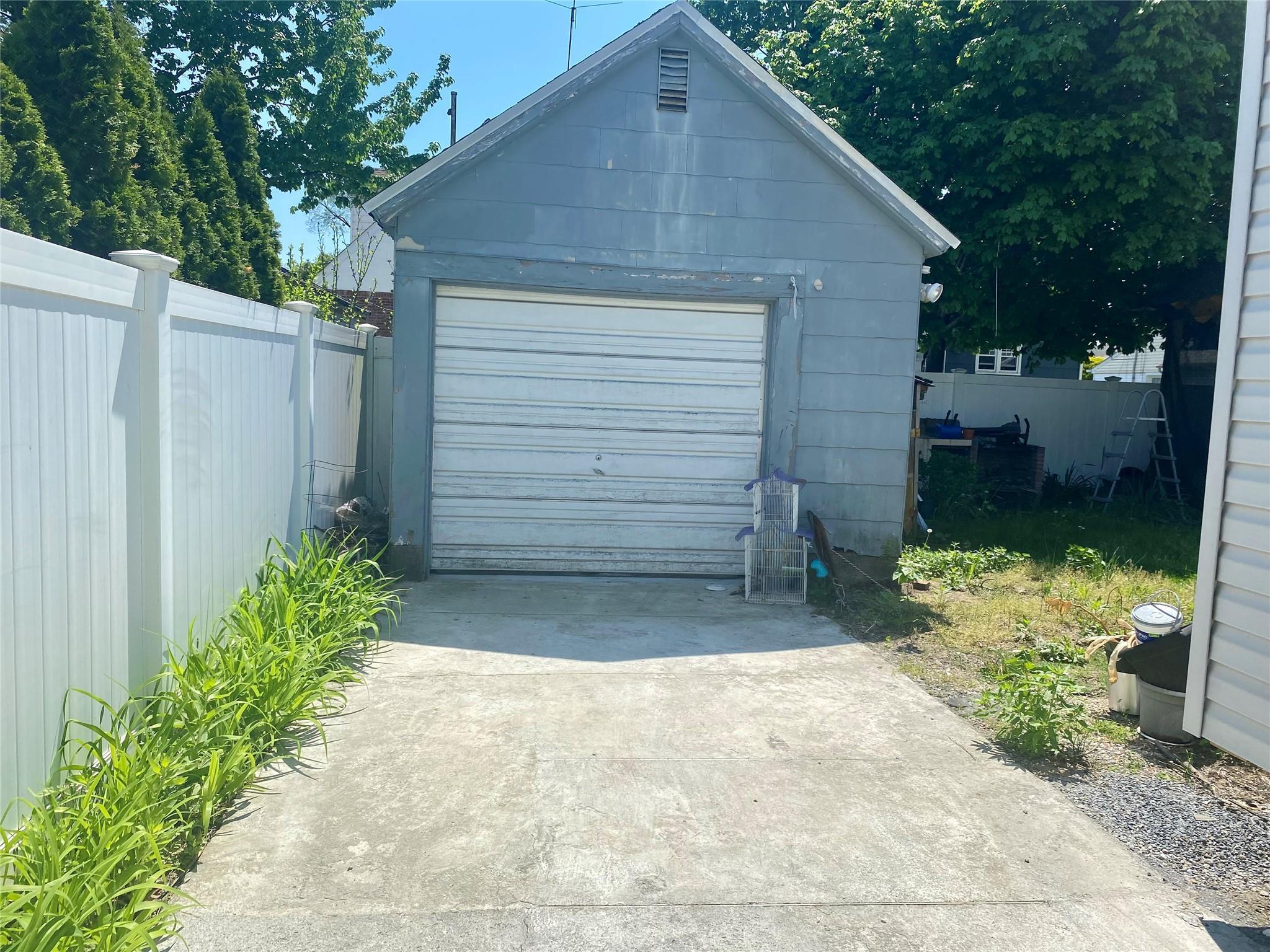 Single Family Beech  Nassau County, NY 11580, MLS-860349-13