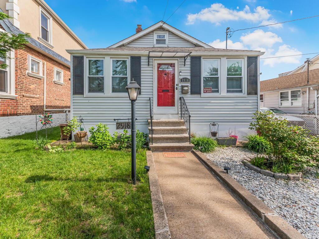 Single Family Schley  Bronx, NY 10465, MLS-860353-21