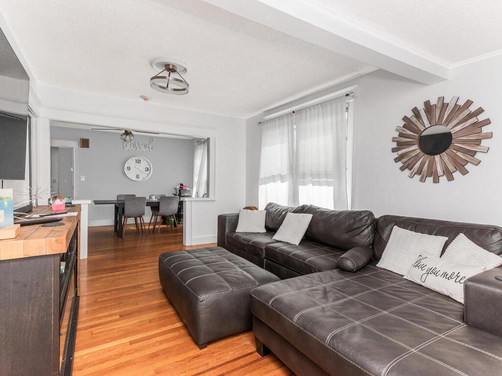 Single Family Schley  Bronx, NY 10465, MLS-860353-6