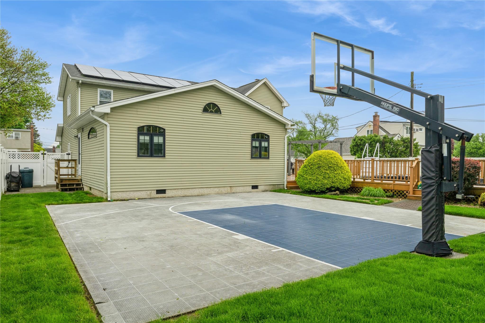 Single Family Garden  Nassau County, NY 11801, MLS-860386-34