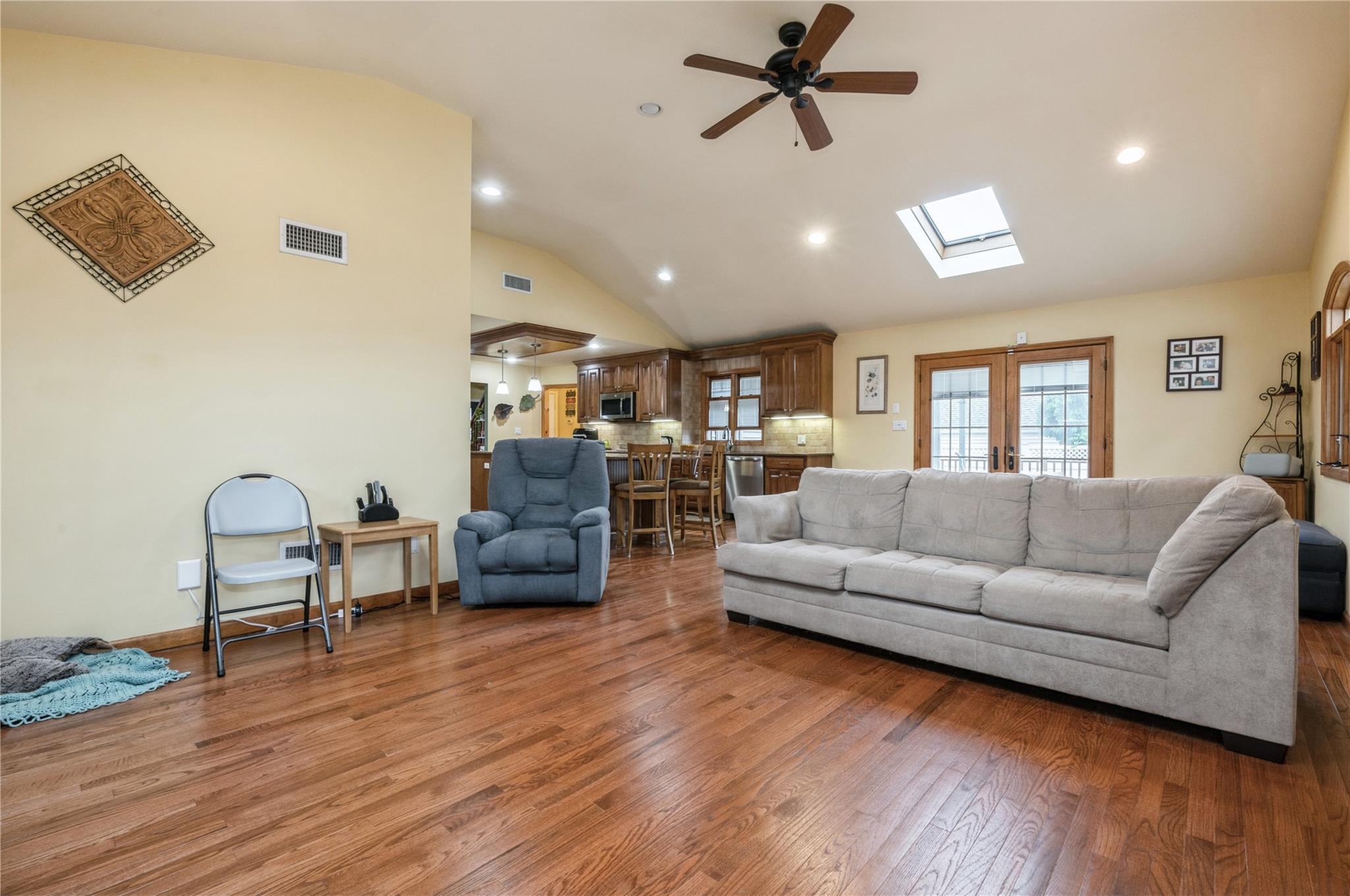 Single Family Garden  Nassau County, NY 11801, MLS-860386-7