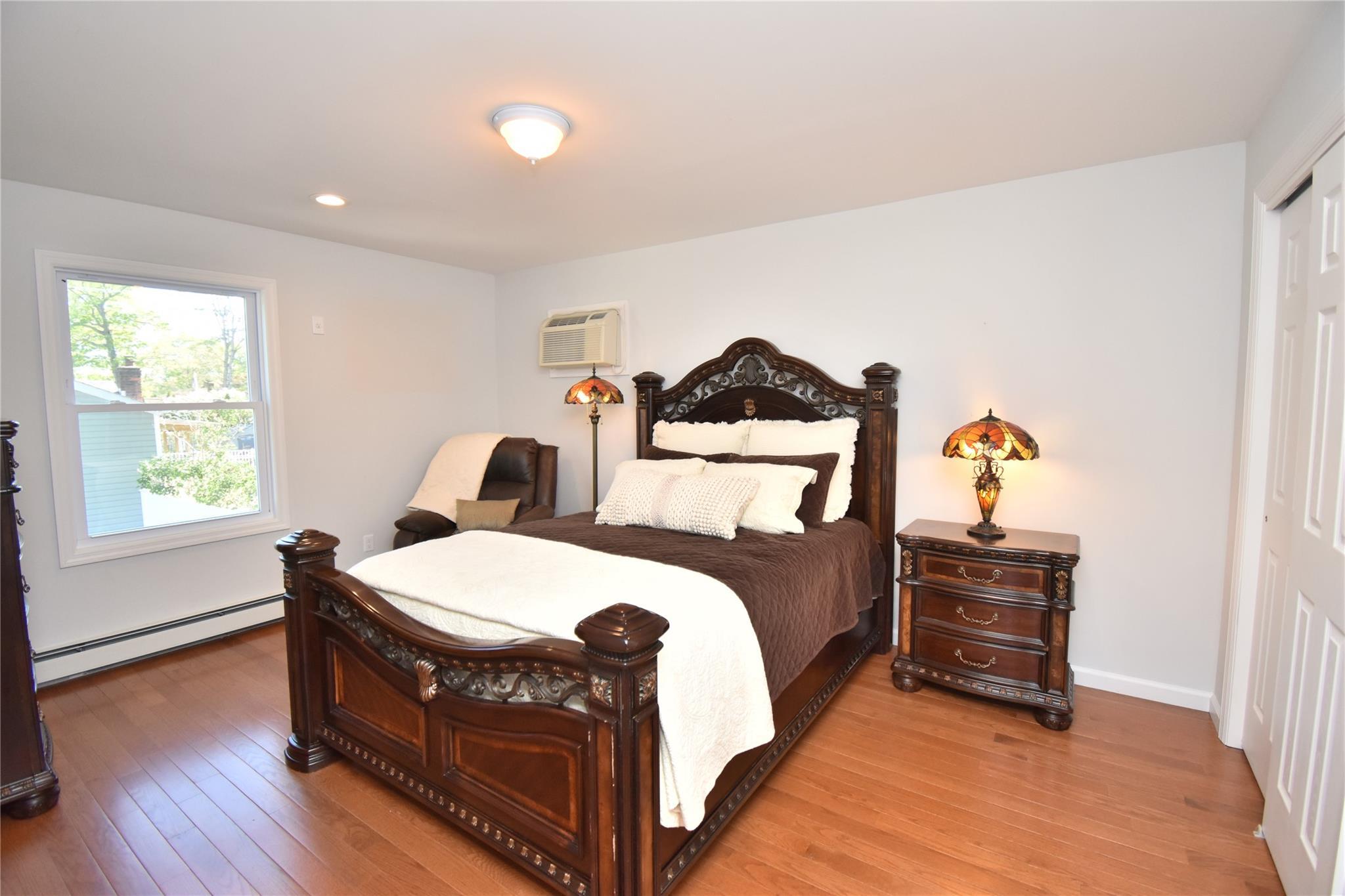 Single Family Dorchester  Suffolk County, NY 11779, MLS-860405-10