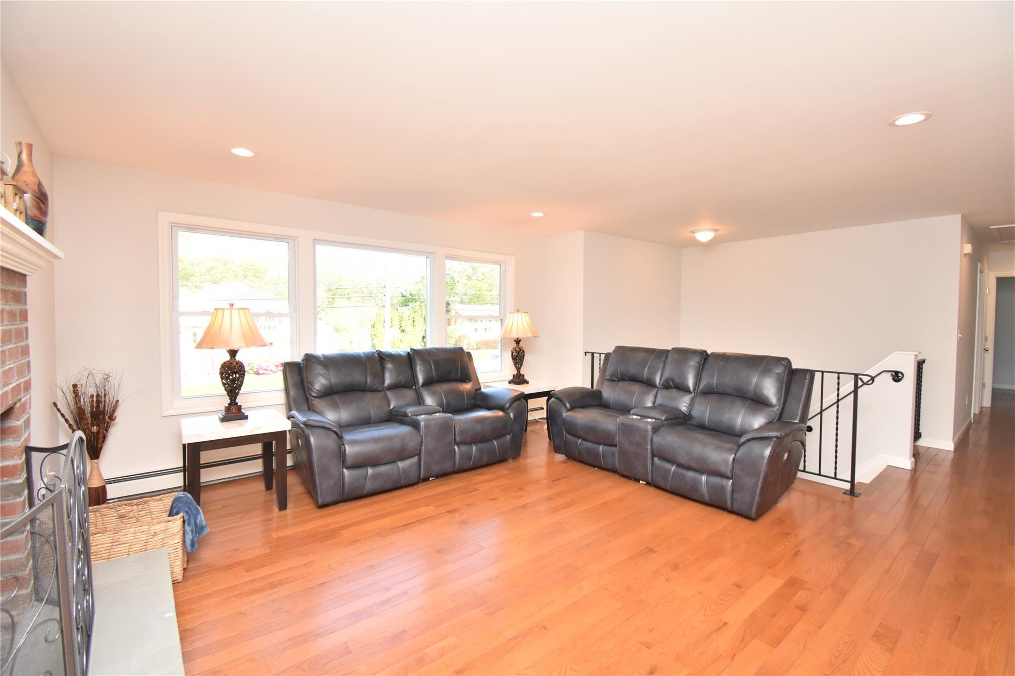 Single Family Dorchester  Suffolk County, NY 11779, MLS-860405-7