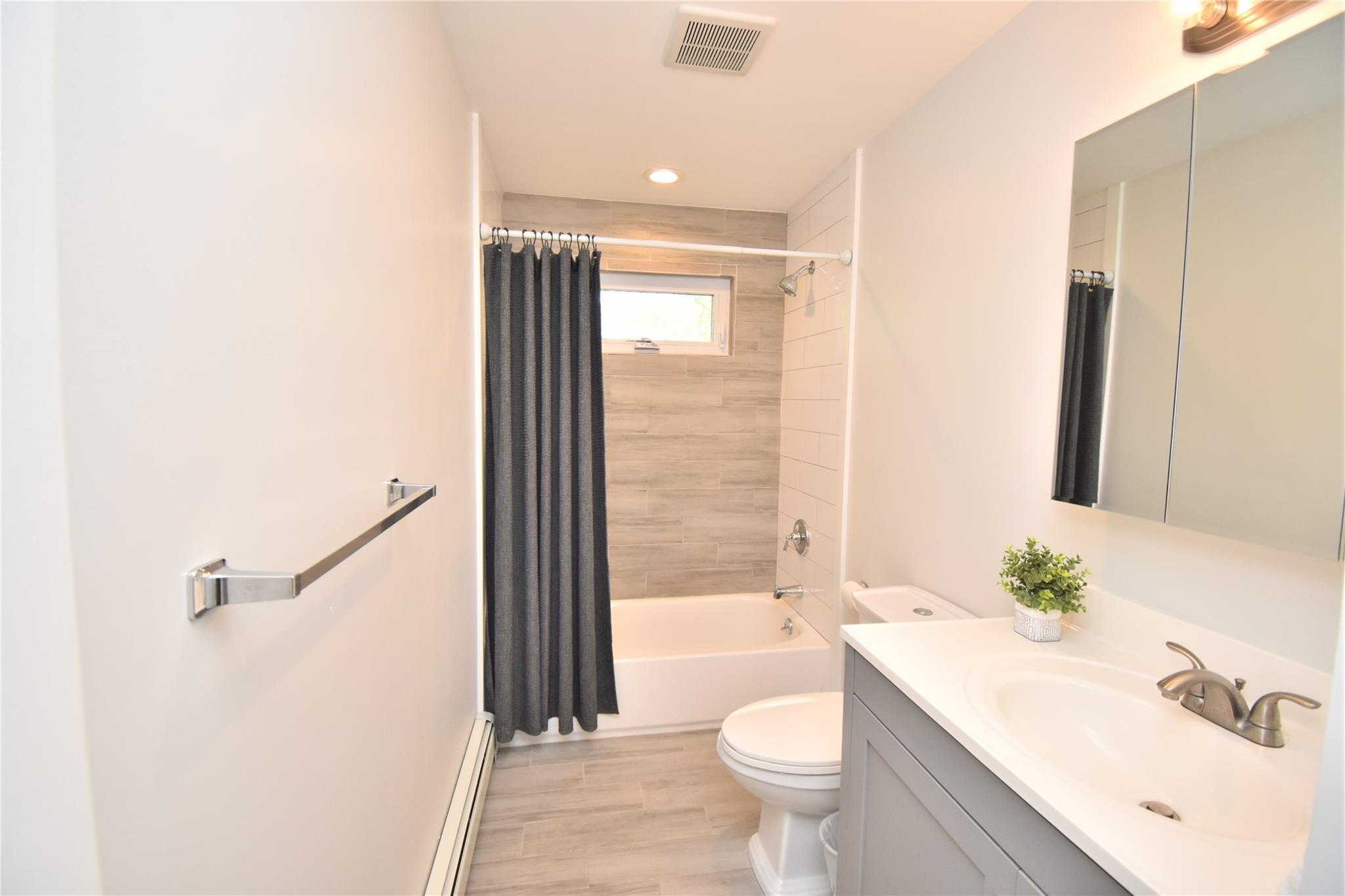 Single Family Dorchester  Suffolk County, NY 11779, MLS-860405-9
