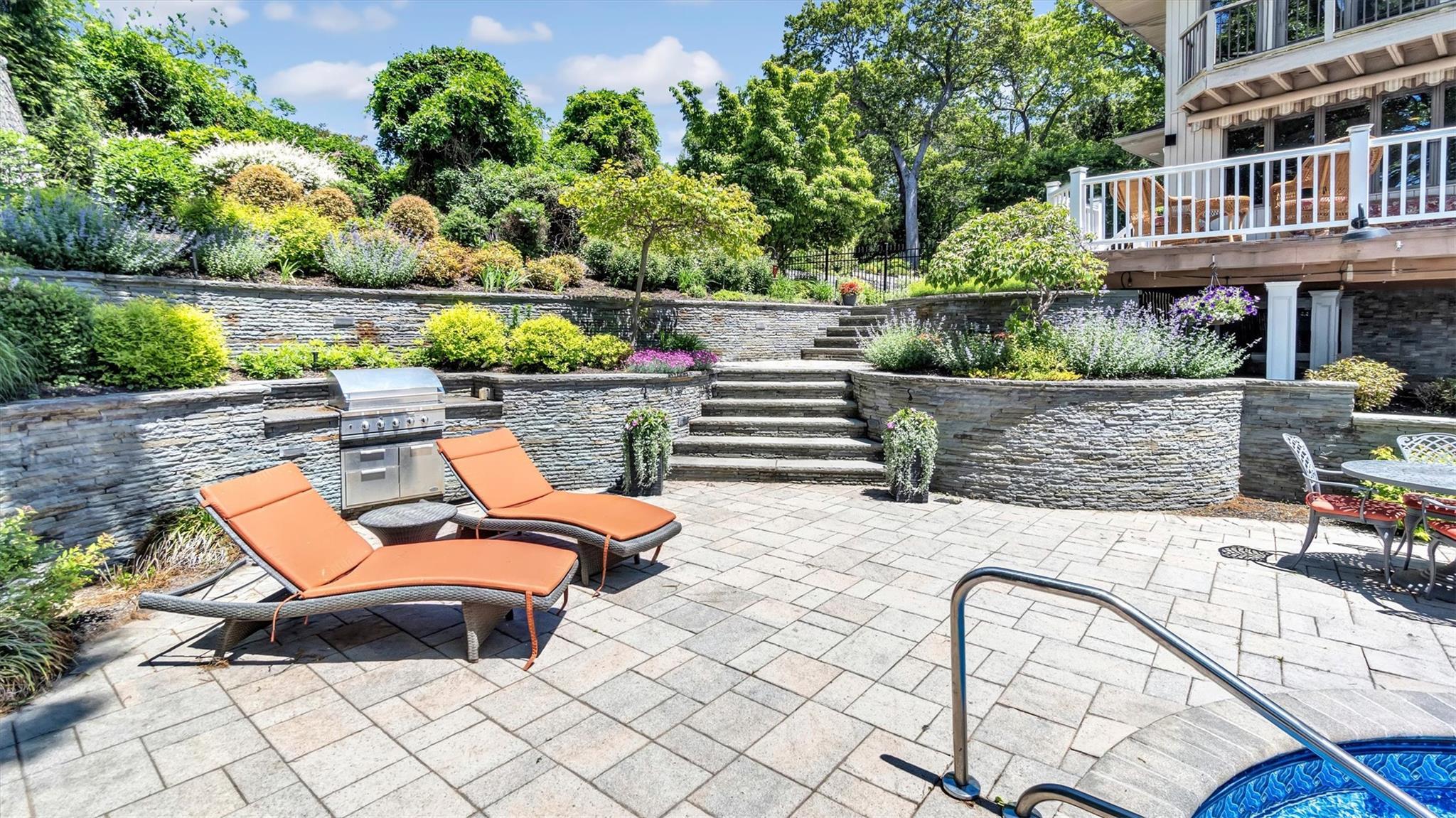 Single Family Sunset  Suffolk County, NY 11777, MLS-860414-10