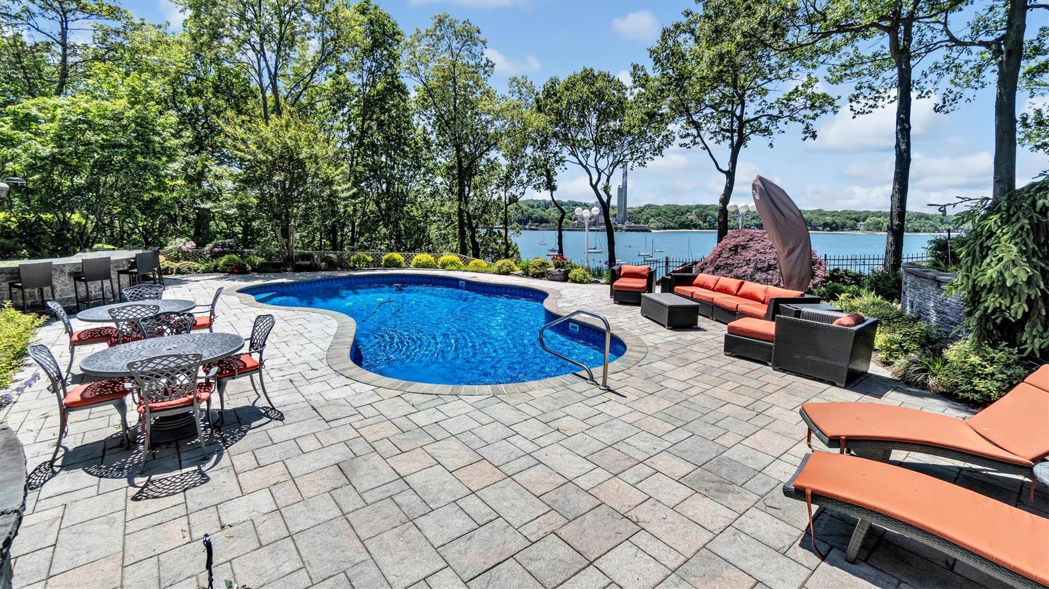 Single Family Sunset  Suffolk County, NY 11777, MLS-860414-11