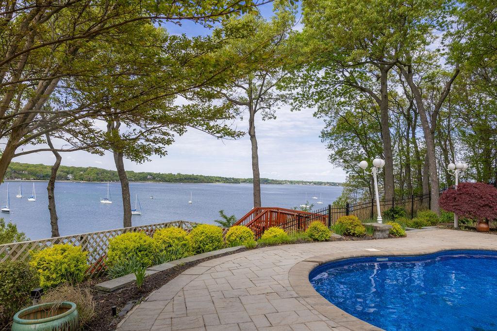 Single Family Sunset  Suffolk County, NY 11777, MLS-860414-6