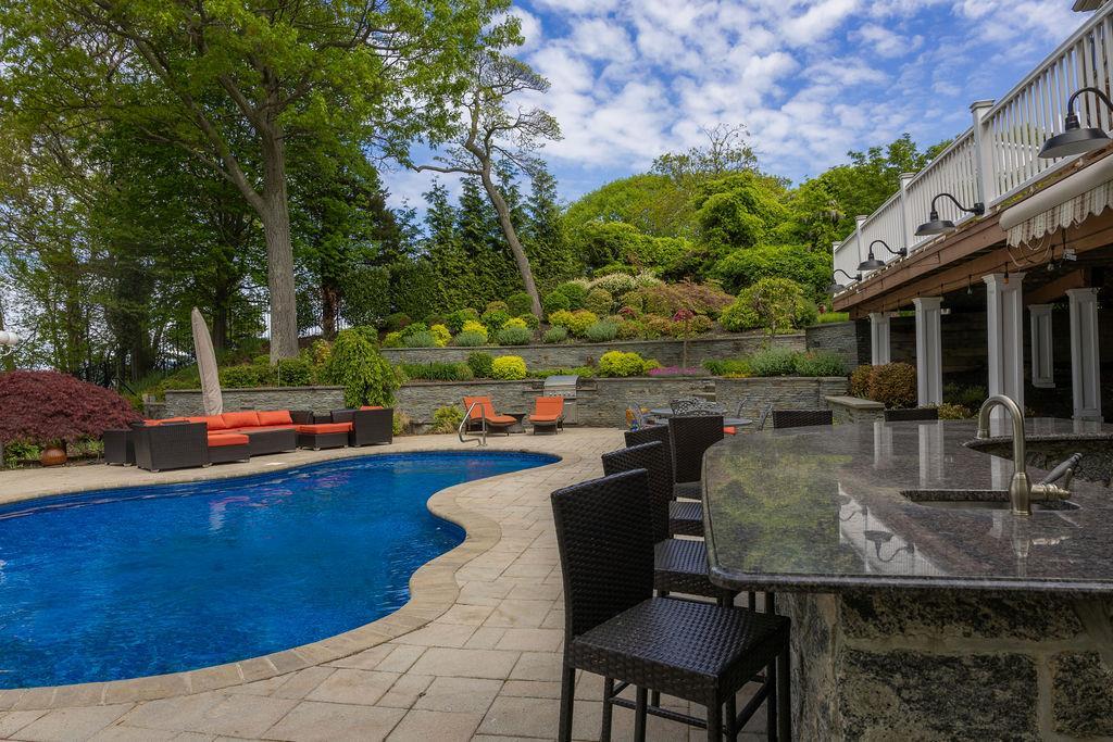 Single Family Sunset  Suffolk County, NY 11777, MLS-860414-7