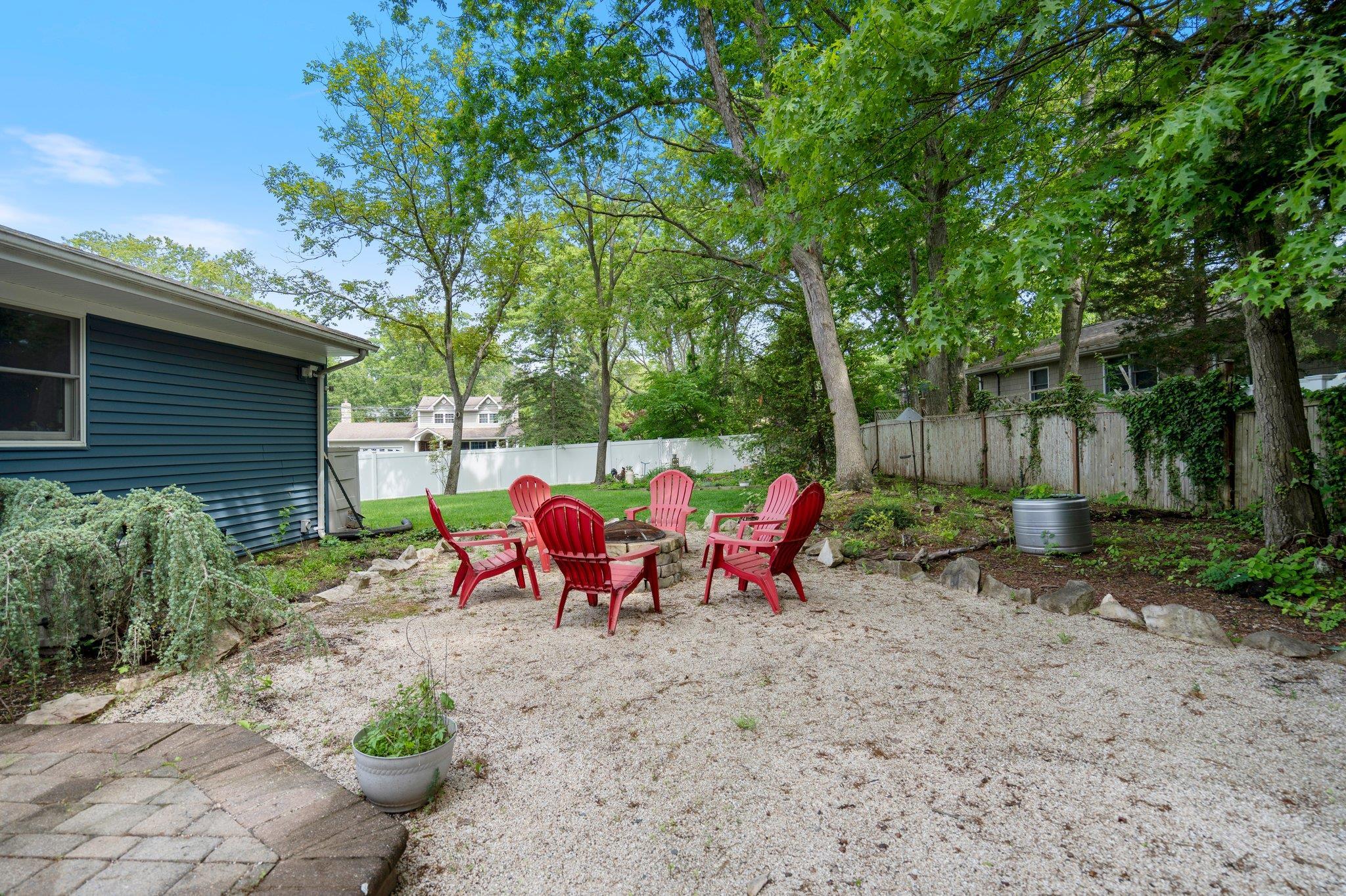 Single Family Canterbury  Suffolk County, NY 11733, MLS-860440-38