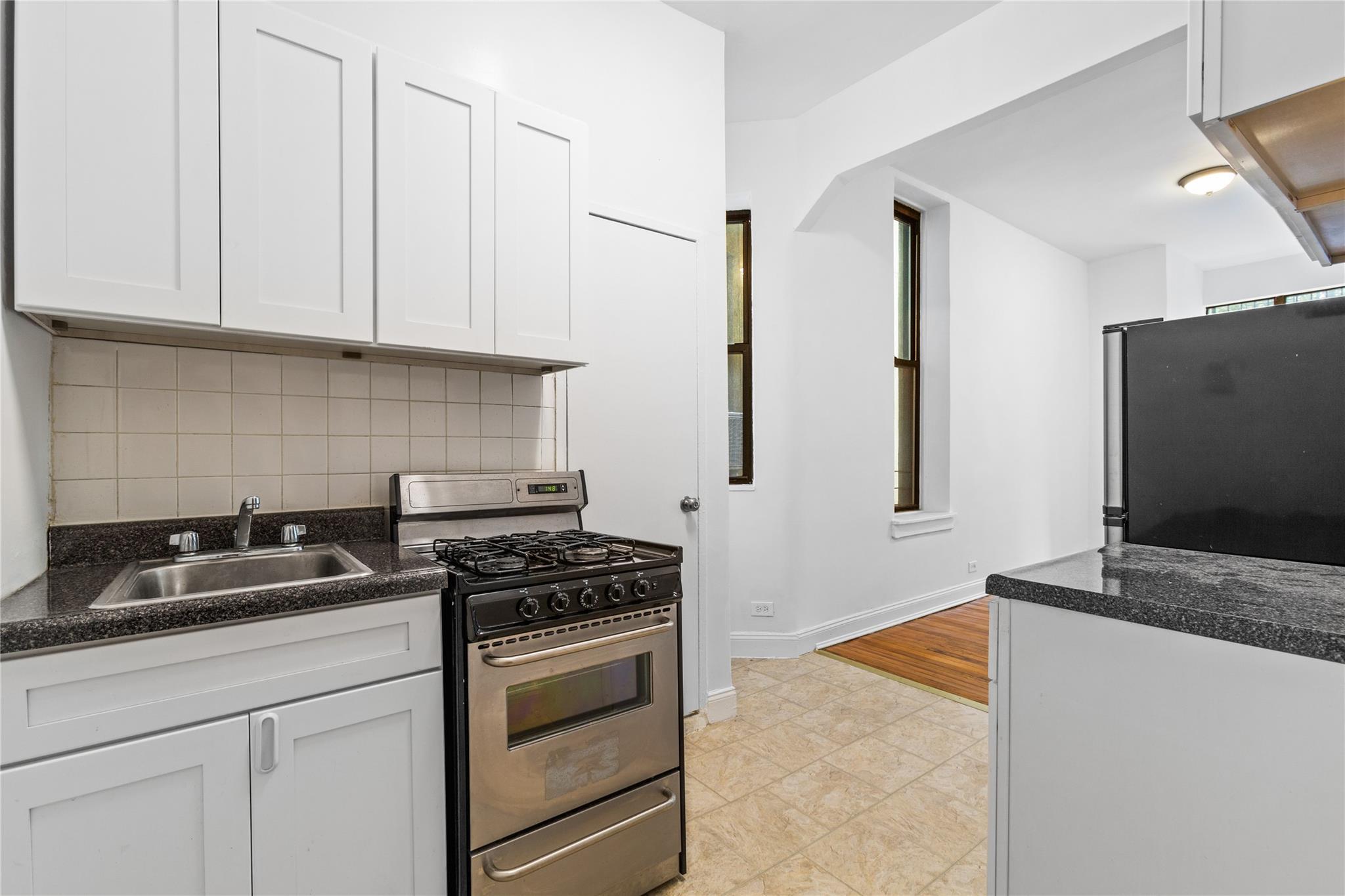 Apartment Madison  Manhattan, NY 10035, MLS-860454-3