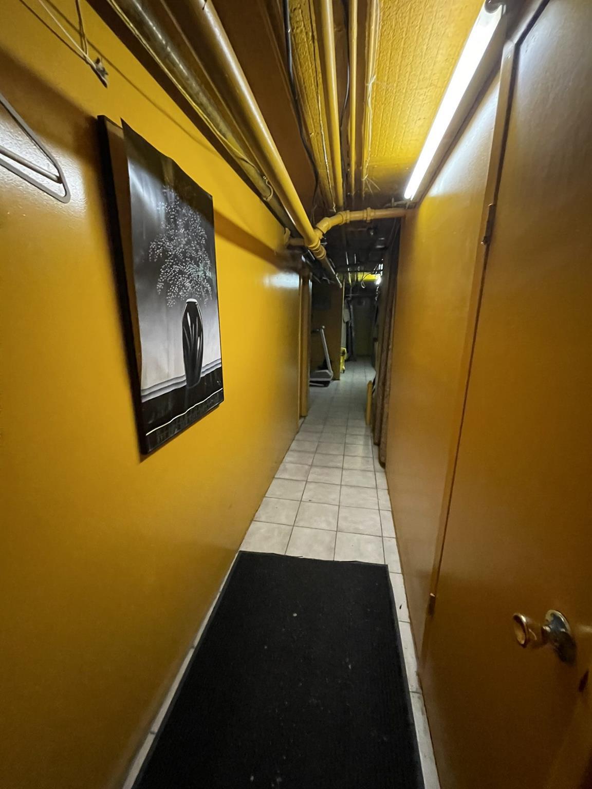 Commercial Sale Hull  Brooklyn, NY 11233, MLS-860461-11