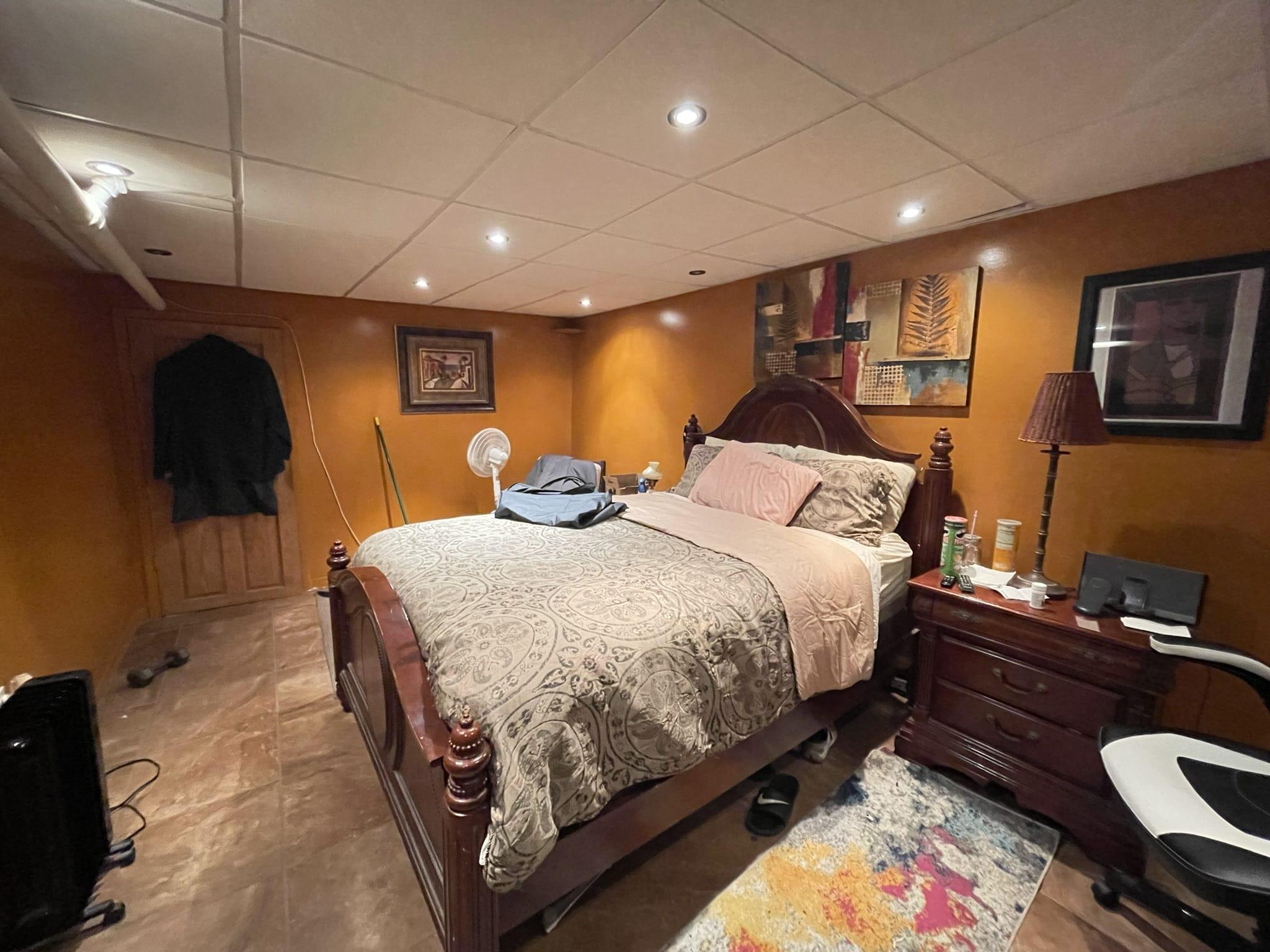 Commercial Sale Hull  Brooklyn, NY 11233, MLS-860461-14