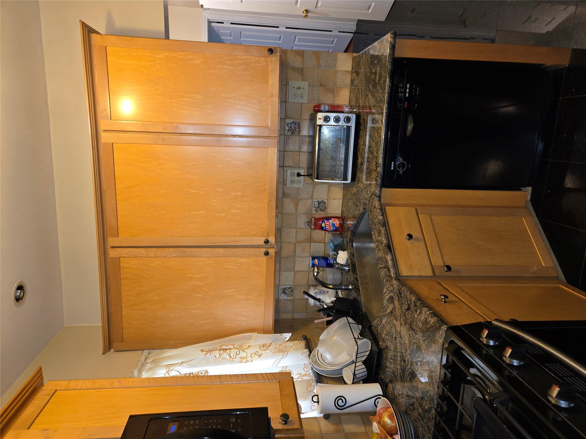 Single Family Clarendon  Brooklyn, NY 11203, MLS-860463-7