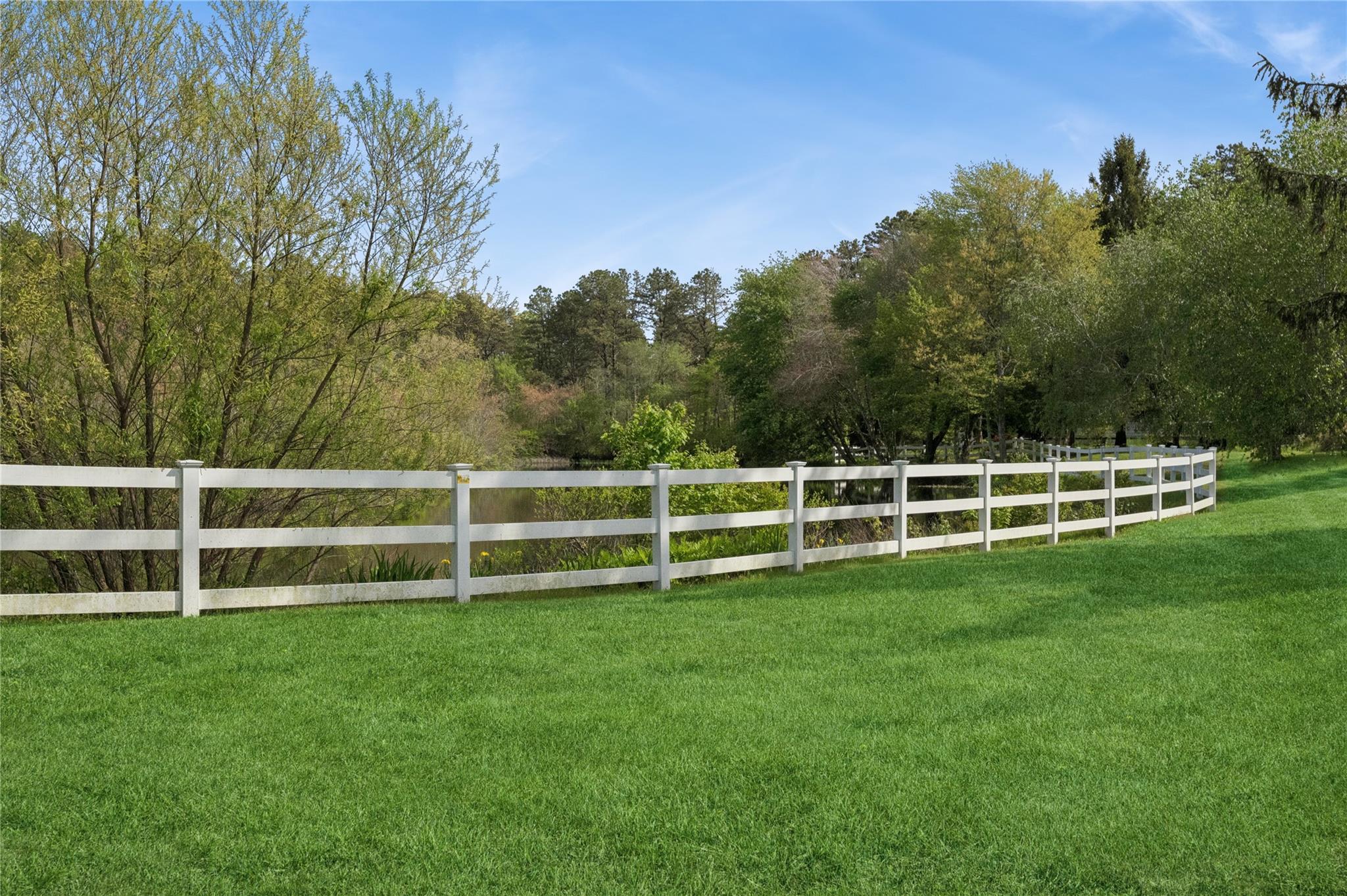 Single Family Riverleigh  Suffolk County, NY 11901, MLS-860464-17
