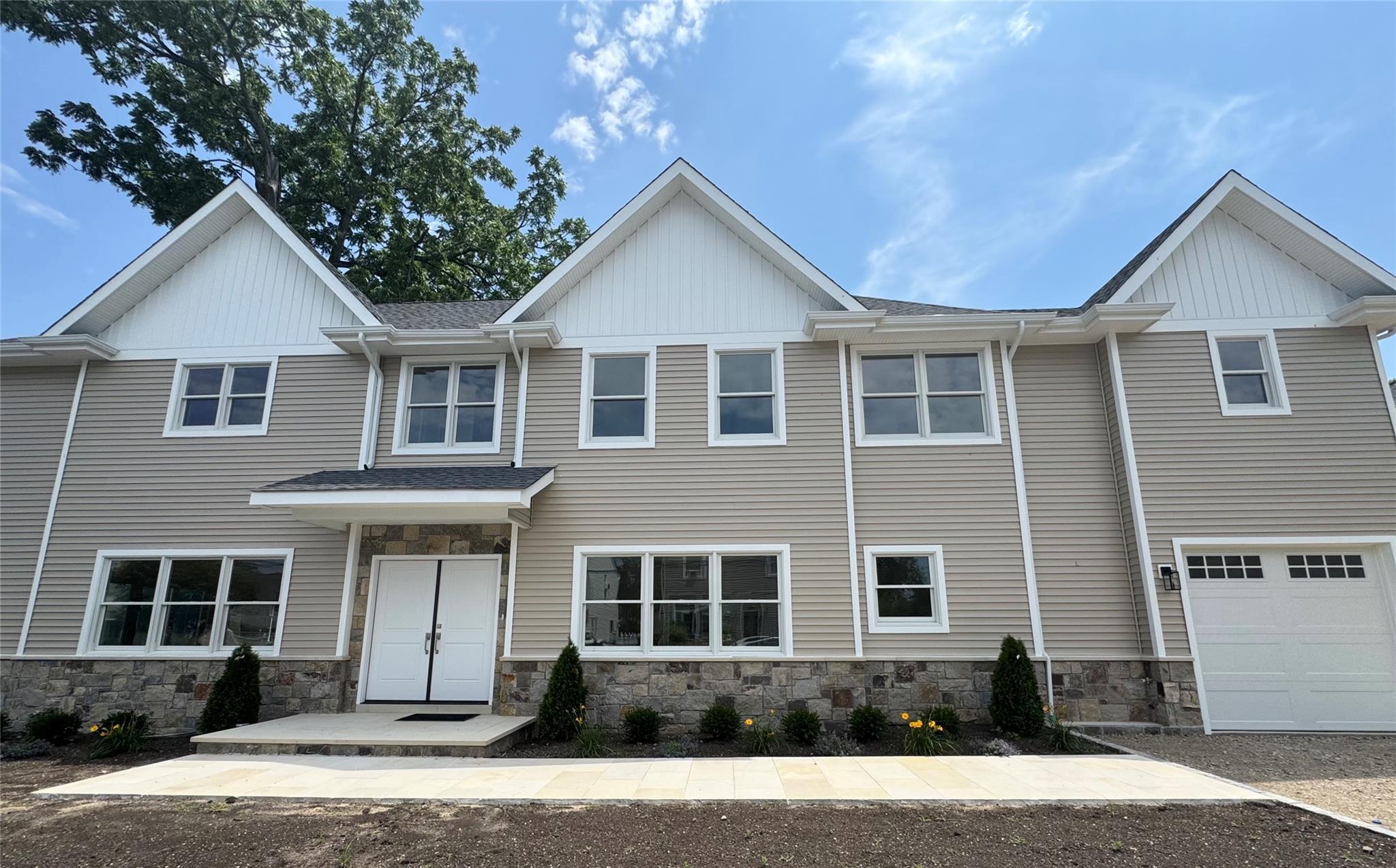 Single Family First  Nassau County, NY 11547, MLS-860475-2