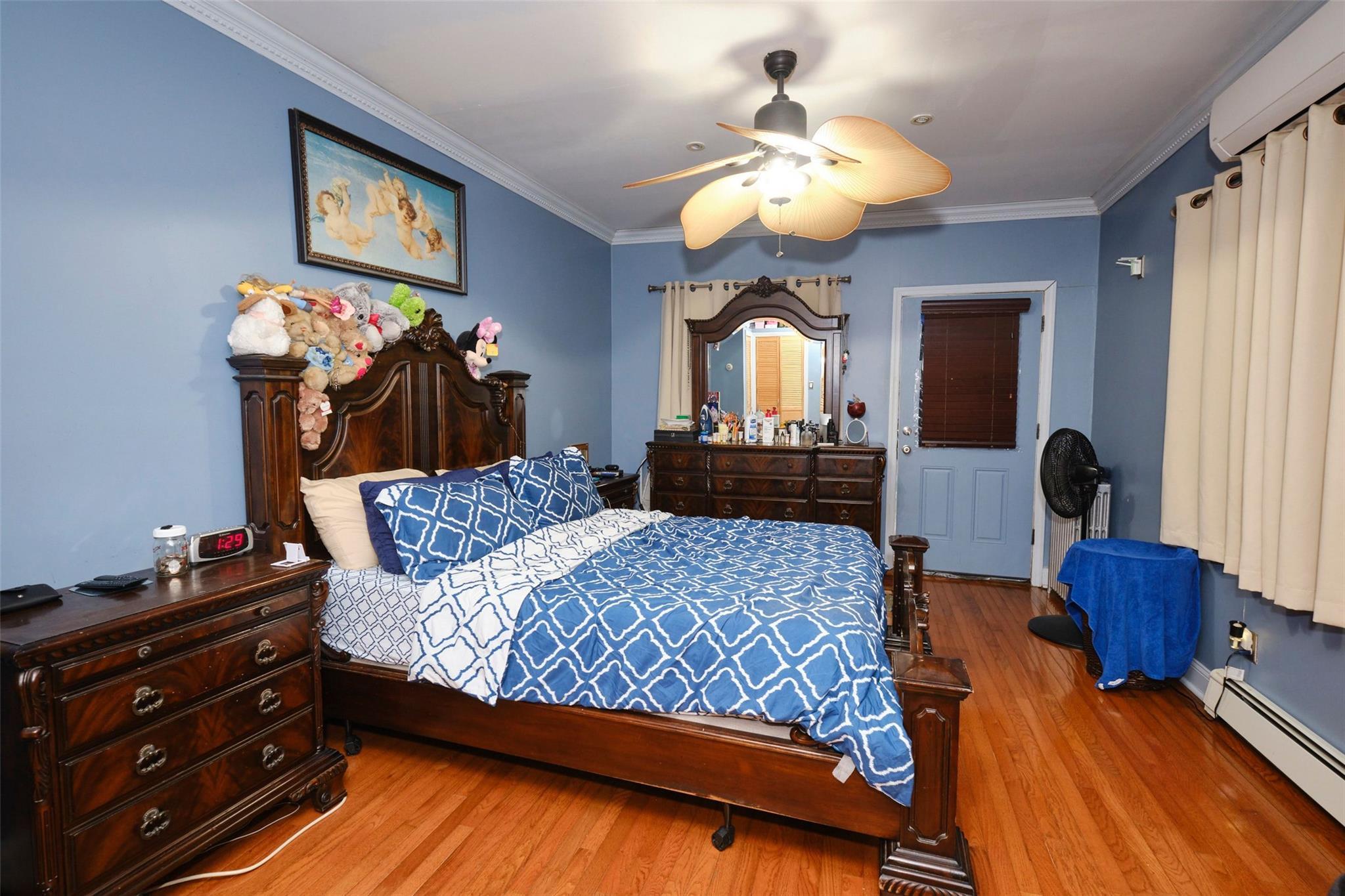 Single Family Hemlock  Brooklyn, NY 11208, MLS-860503-9