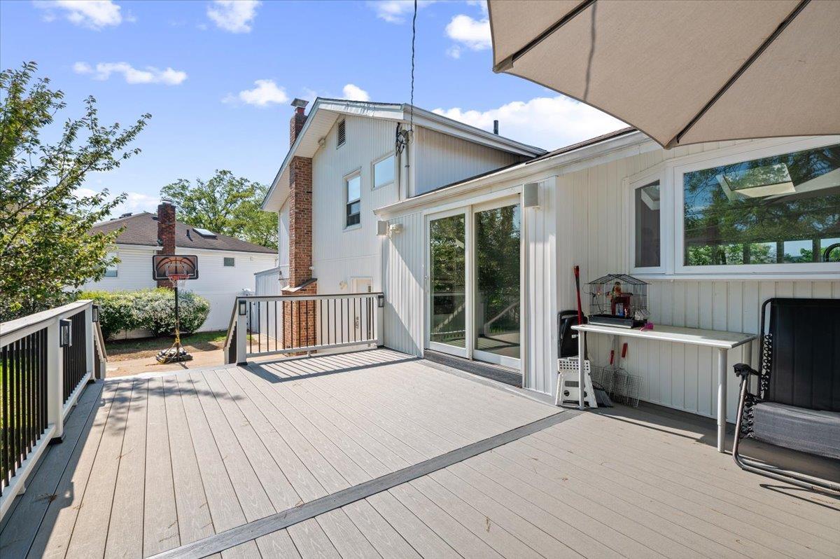 Single Family Fanwood  Nassau County, NY 11581, MLS-860505-26