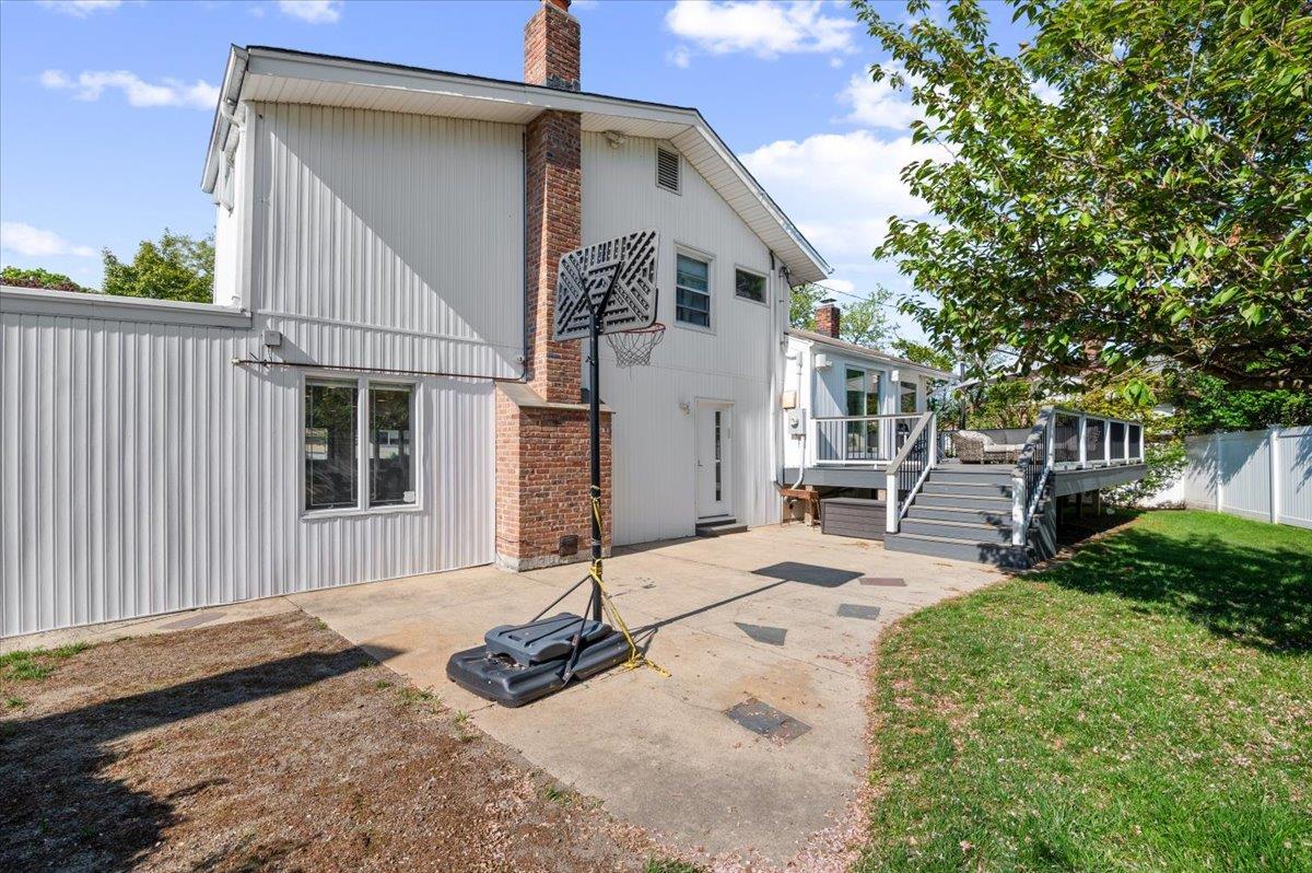 Single Family Fanwood  Nassau County, NY 11581, MLS-860505-28