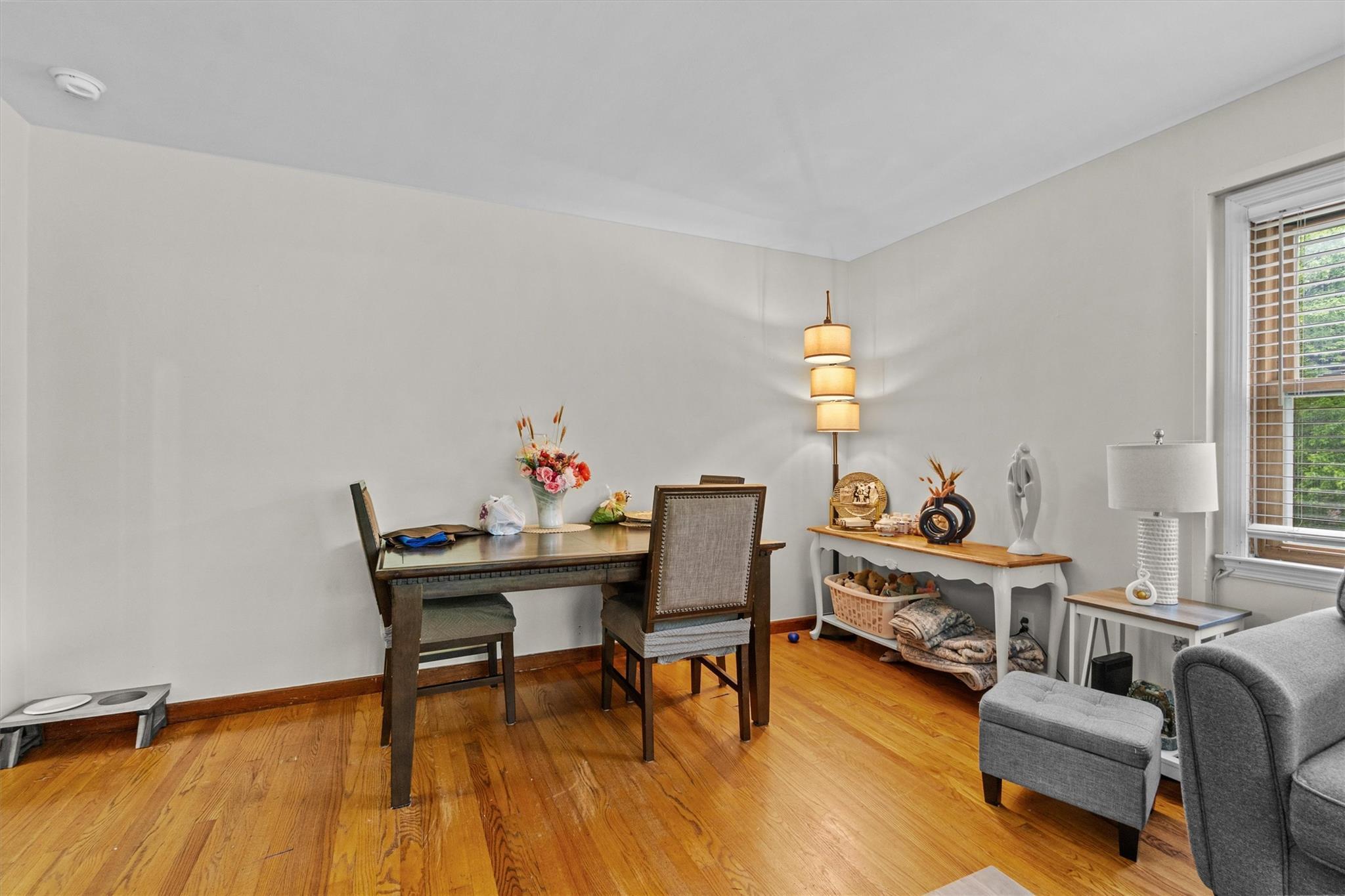 Single Family Harrison  Westchester County, NY 10705, MLS-860509-12