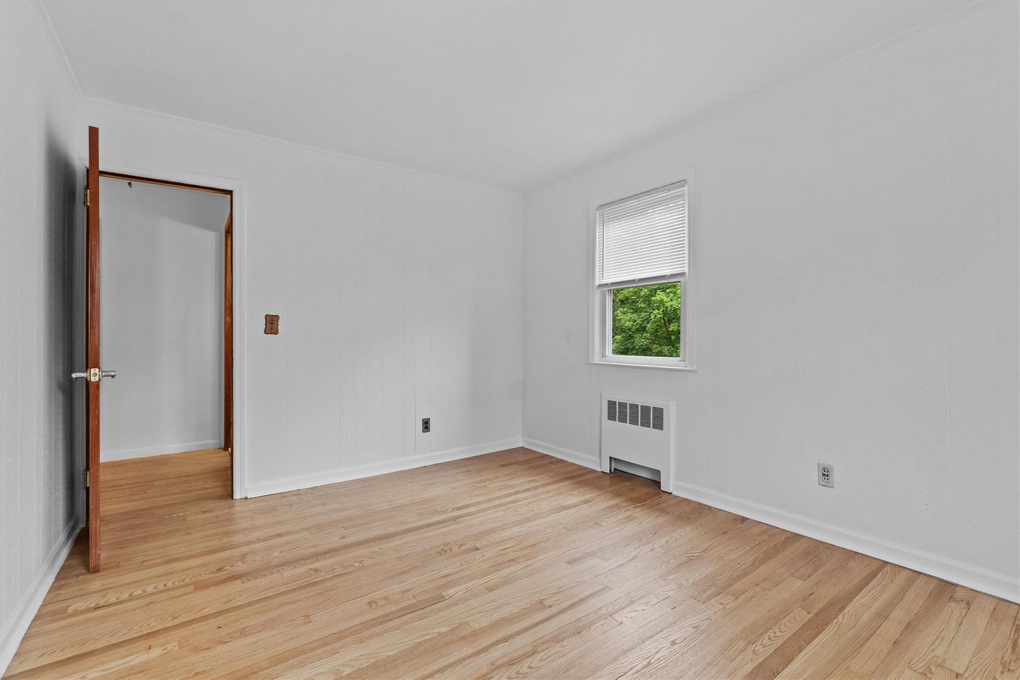 Single Family Harrison  Westchester County, NY 10705, MLS-860509-25
