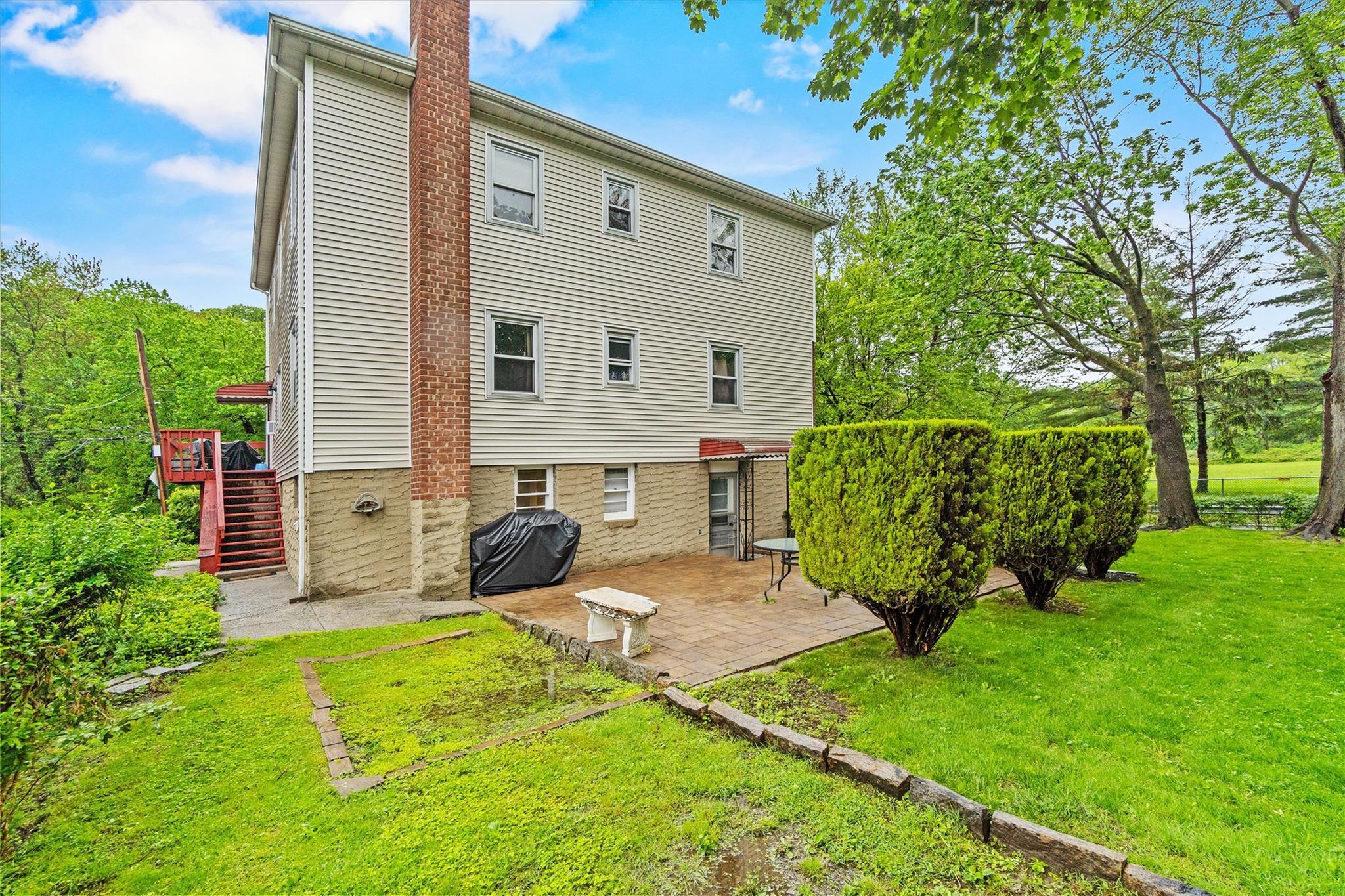 Single Family Harrison  Westchester County, NY 10705, MLS-860509-34