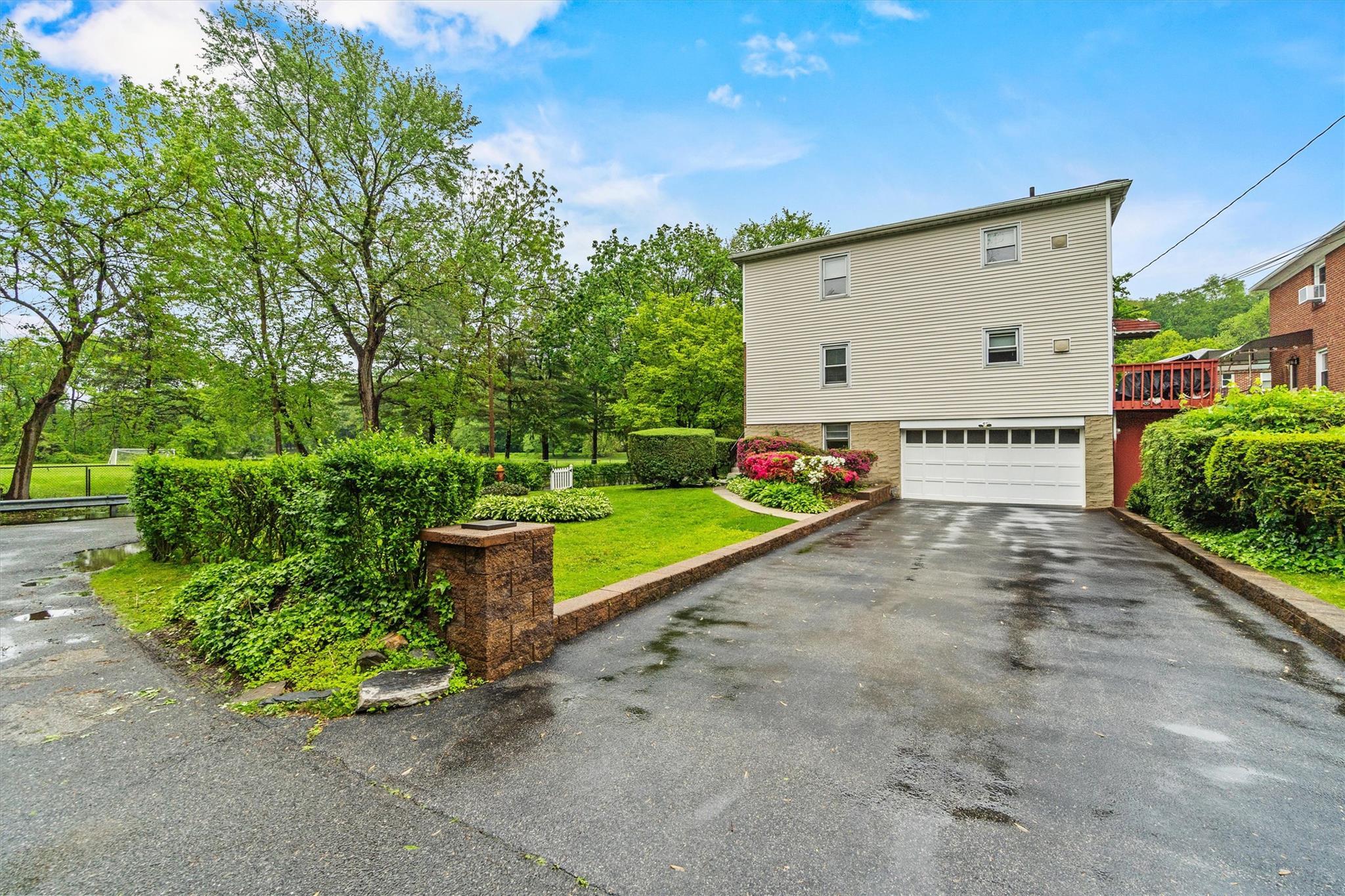 Single Family Harrison  Westchester County, NY 10705, MLS-860509-35