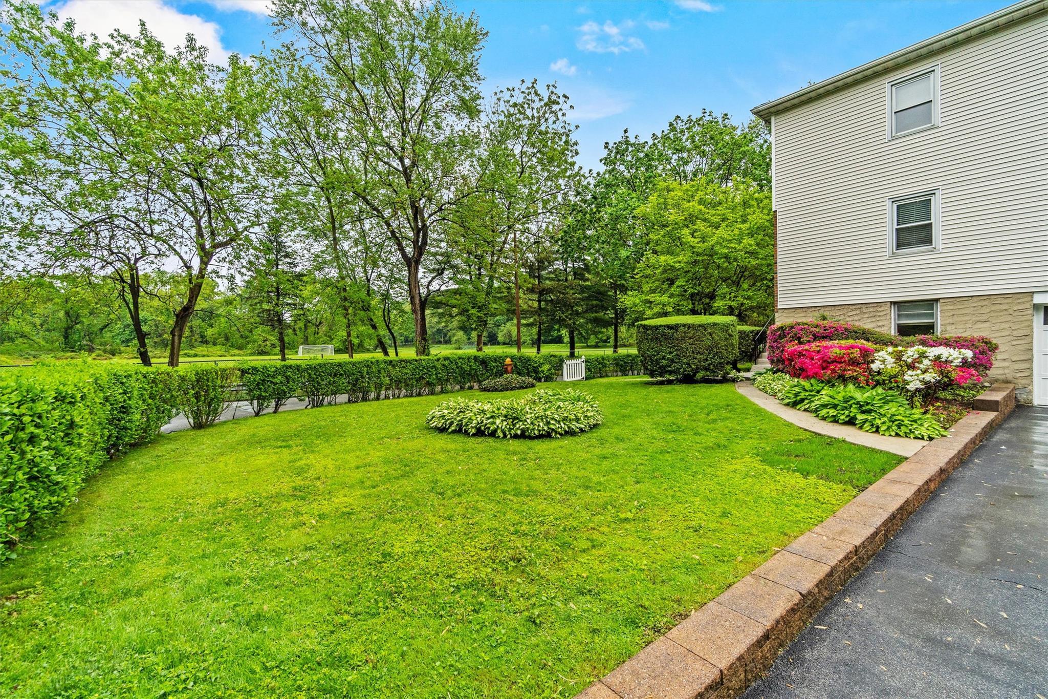 Single Family Harrison  Westchester County, NY 10705, MLS-860509-36