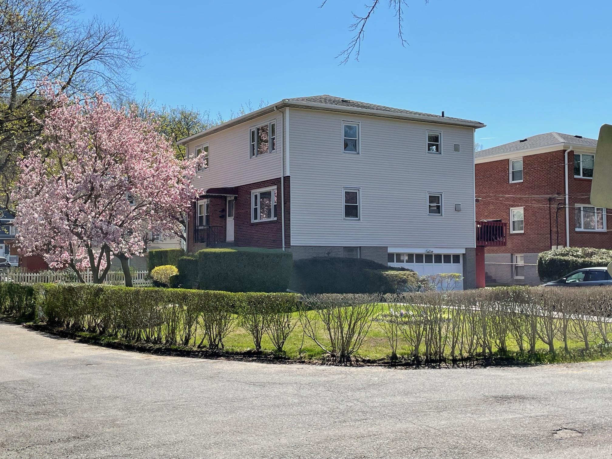 Single Family Harrison  Westchester County, NY 10705, MLS-860509-42