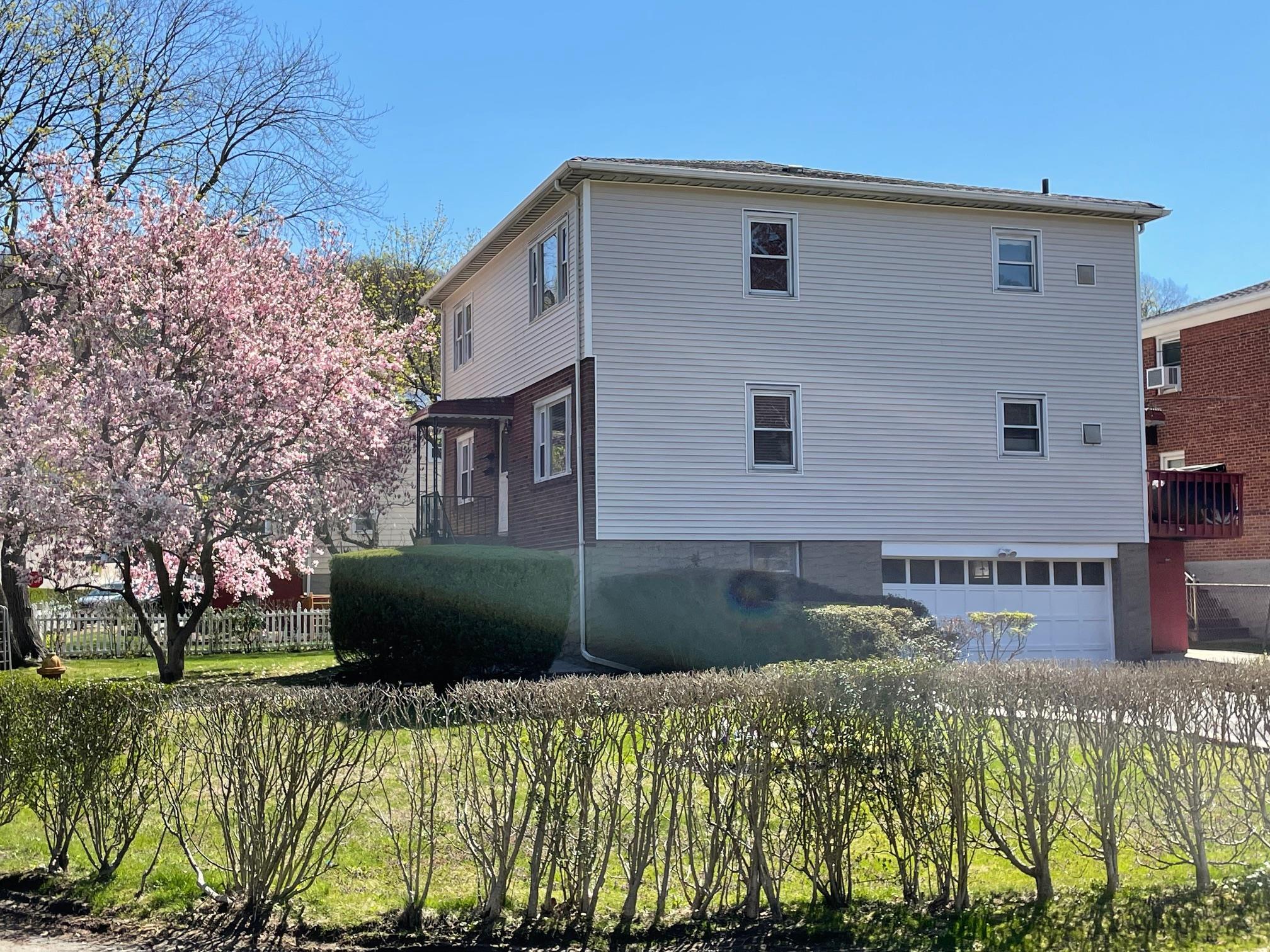 Single Family Harrison  Westchester County, NY 10705, MLS-860509-43