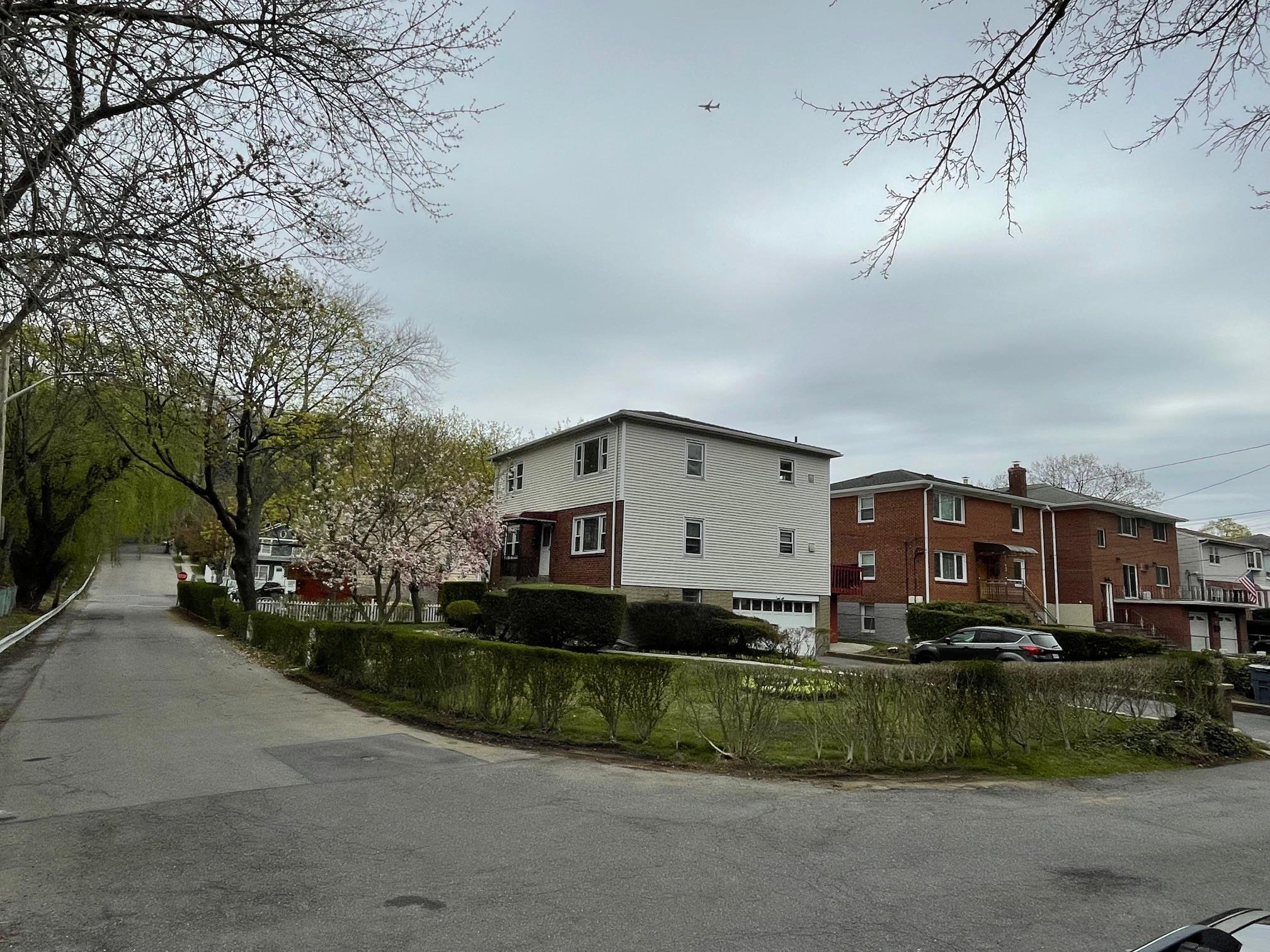 Single Family Harrison  Westchester County, NY 10705, MLS-860509-44