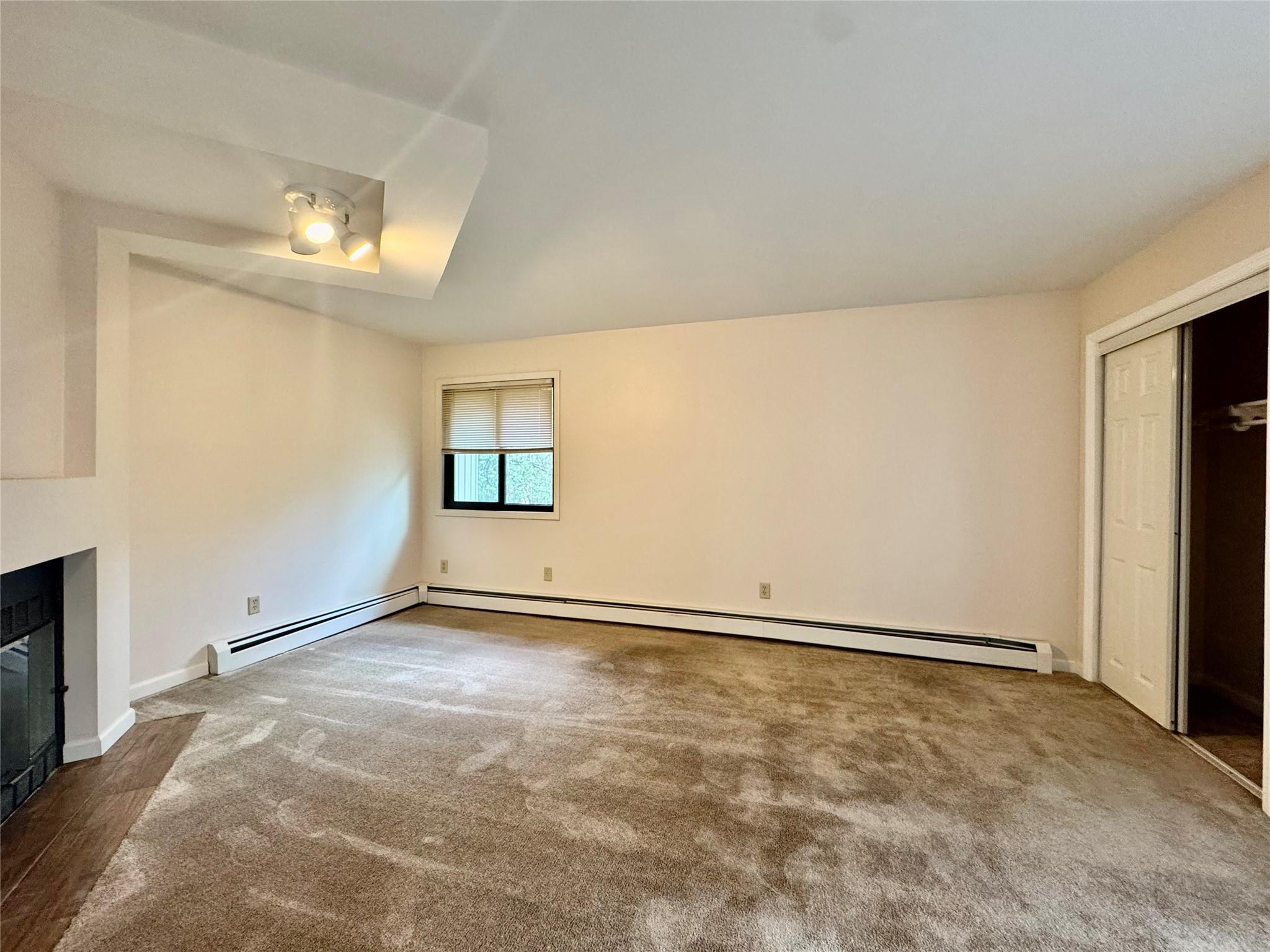 Condo Ebury  Orange County, NY 10940, MLS-860512-10