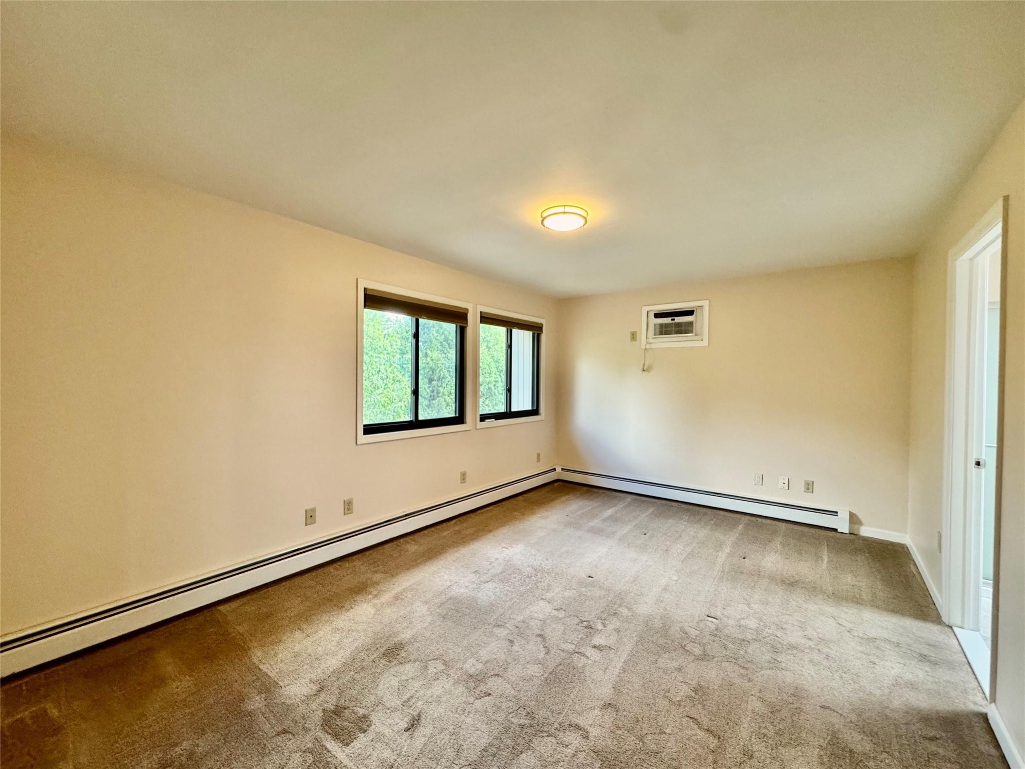 Condo Ebury  Orange County, NY 10940, MLS-860512-17