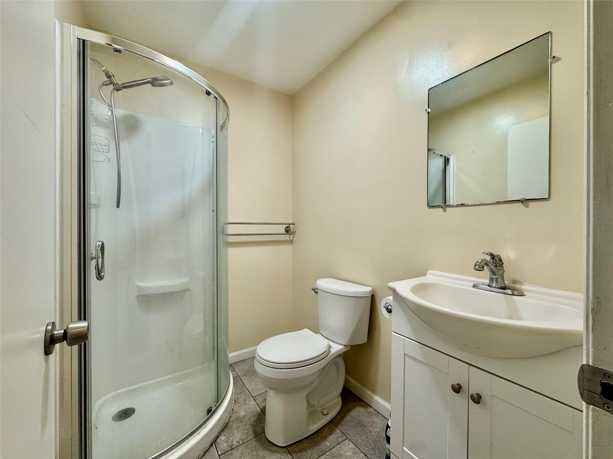 Condo Ebury  Orange County, NY 10940, MLS-860512-5