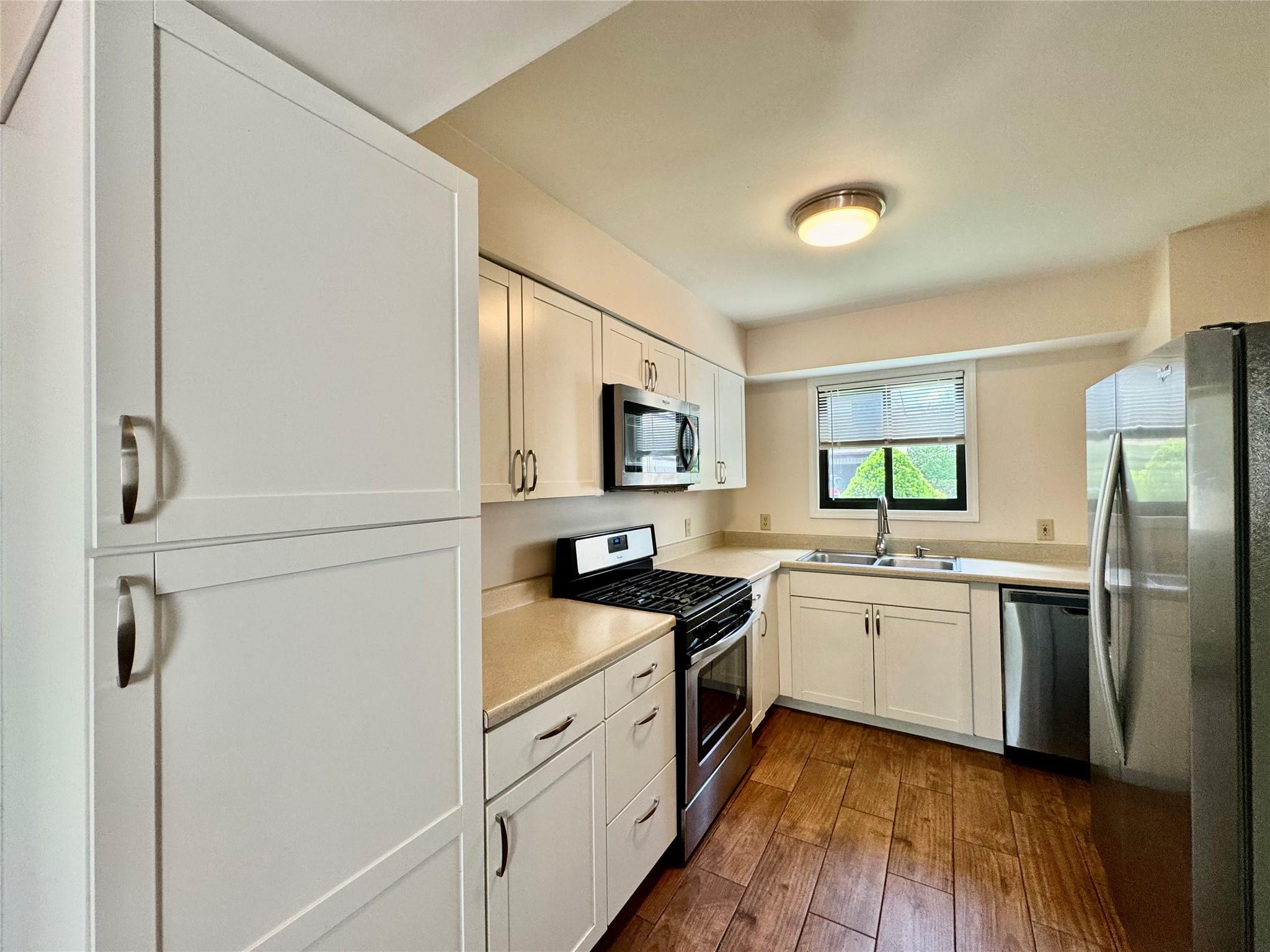 Condo Ebury  Orange County, NY 10940, MLS-860512-7