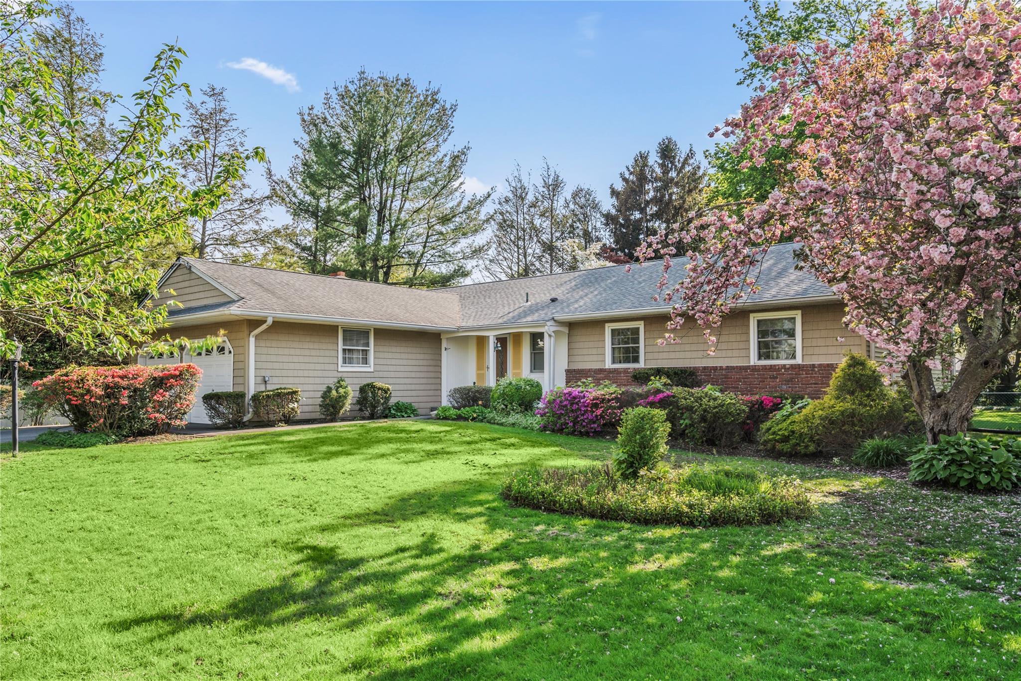 Single Family Old Bridge  Suffolk County, NY 11731, MLS-860538-2