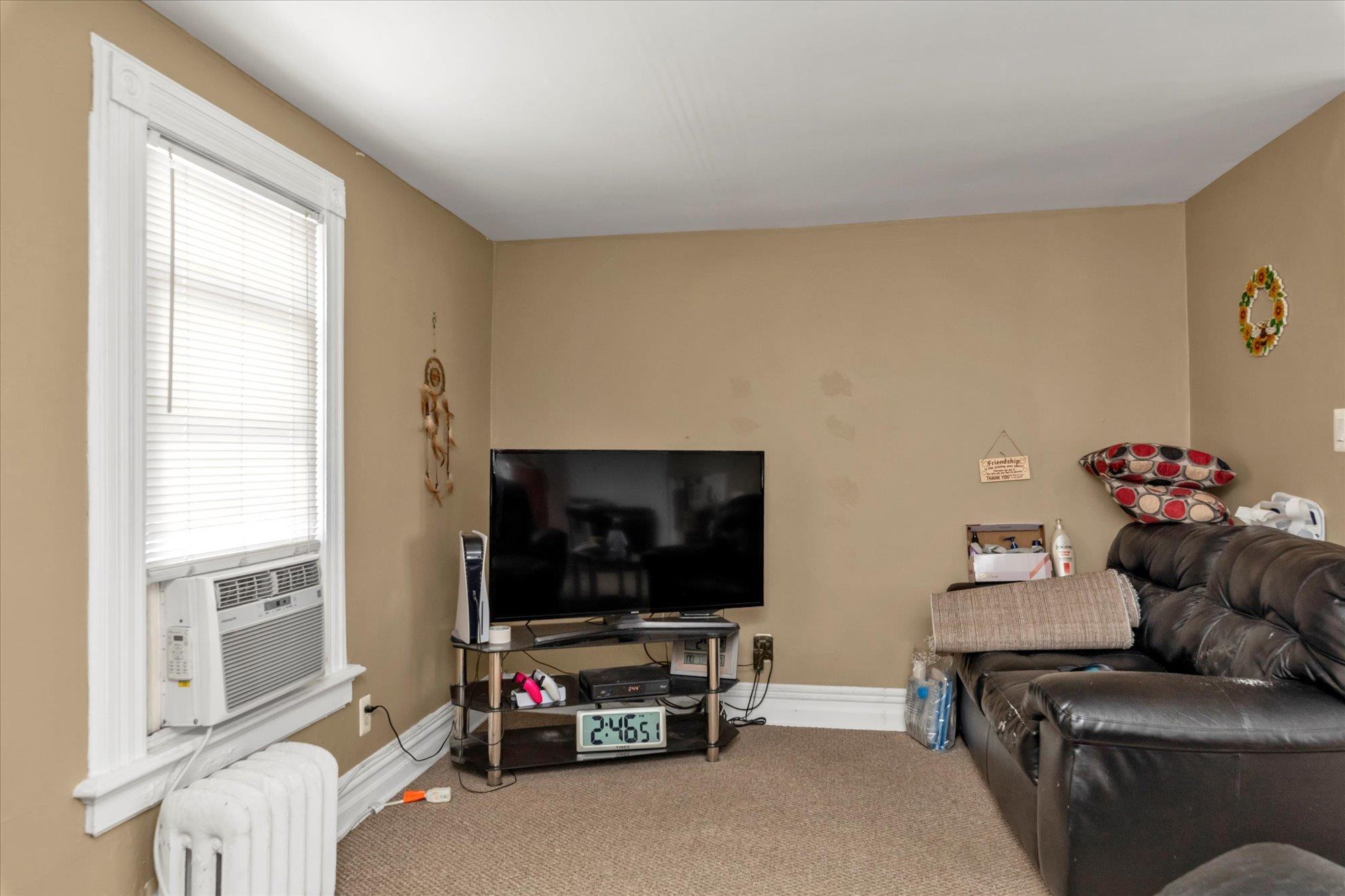 Single Family Ryder  Nassau County, NY 11518, MLS-860560-6