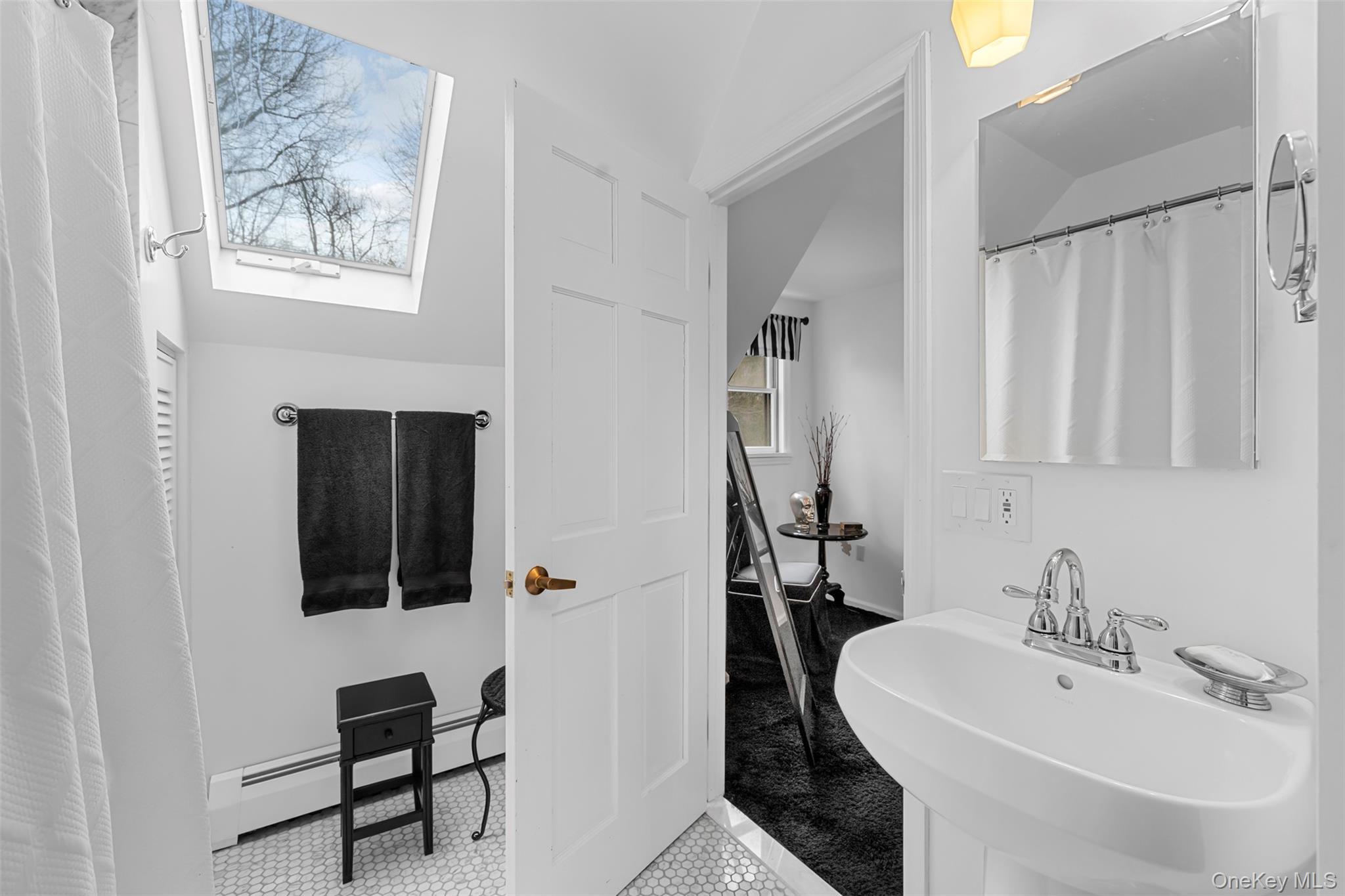 Single Family Mountain View Dr Ulster County, NY 12446, MLS-860574-28